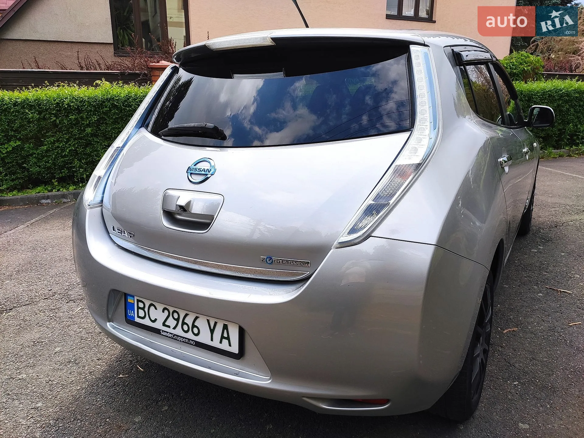 2013 Nissan Leaf - мініатюра 28