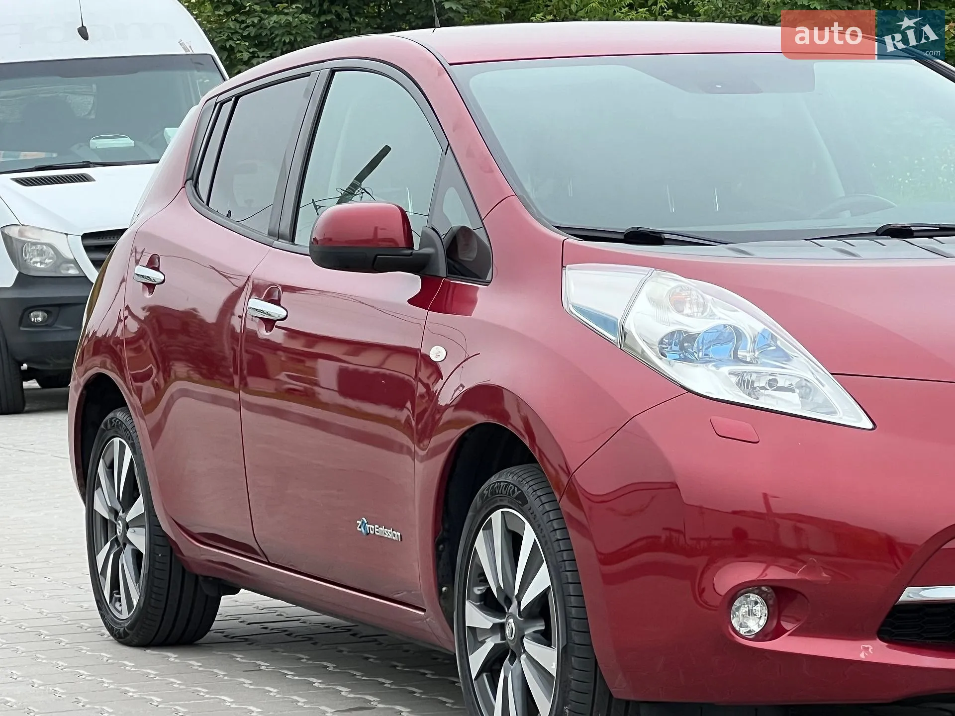2016 Nissan Leaf - мініатюра 2