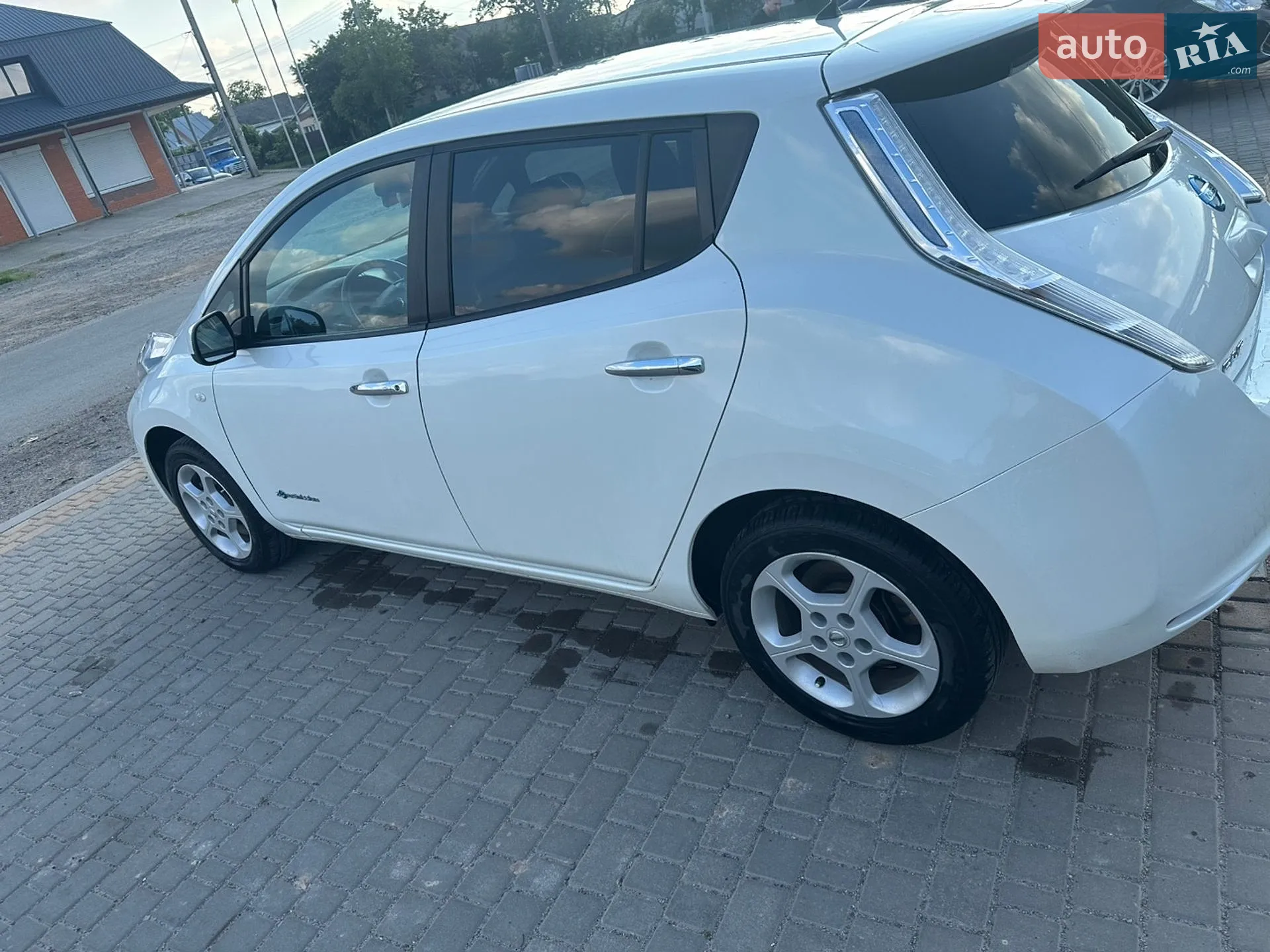 2017 Nissan Leaf - мініатюра 7