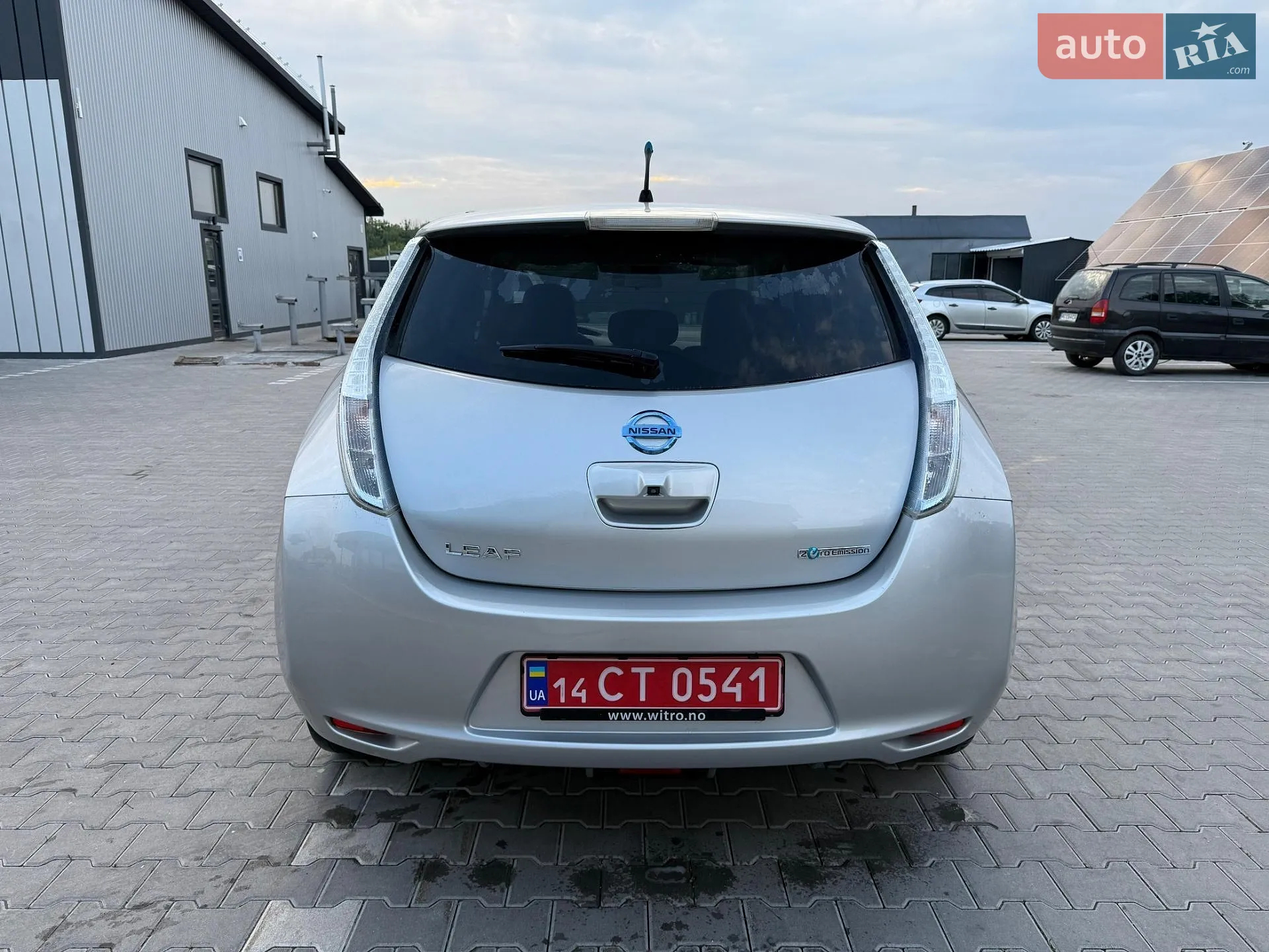 2012 Nissan Leaf - мініатюра 10