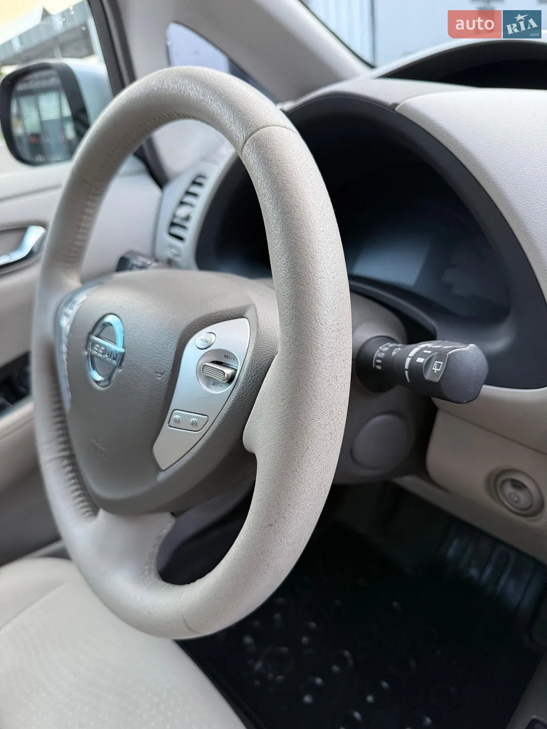 2012 Nissan Leaf - мініатюра 47