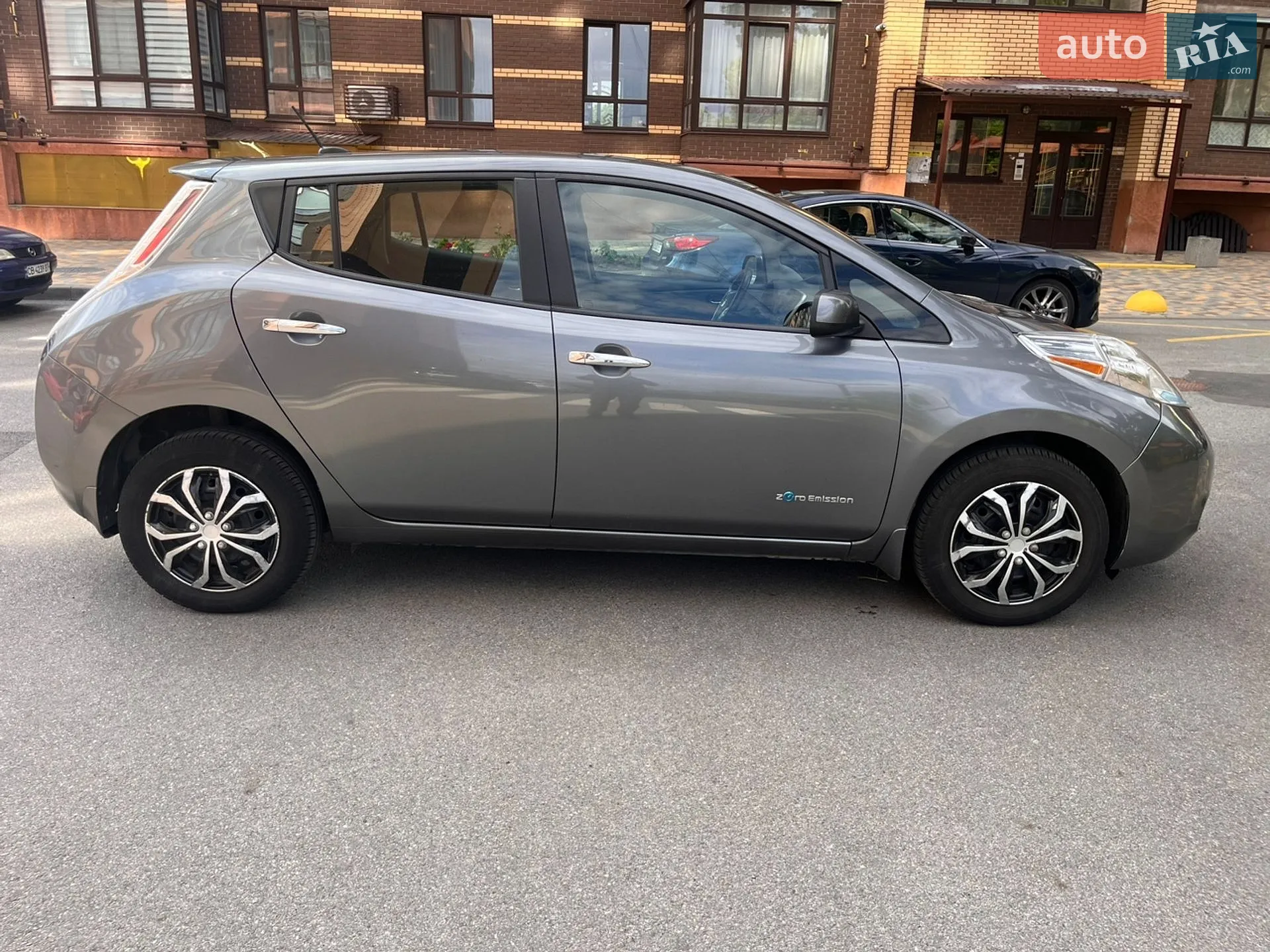2015 Nissan Leaf - мініатюра 3