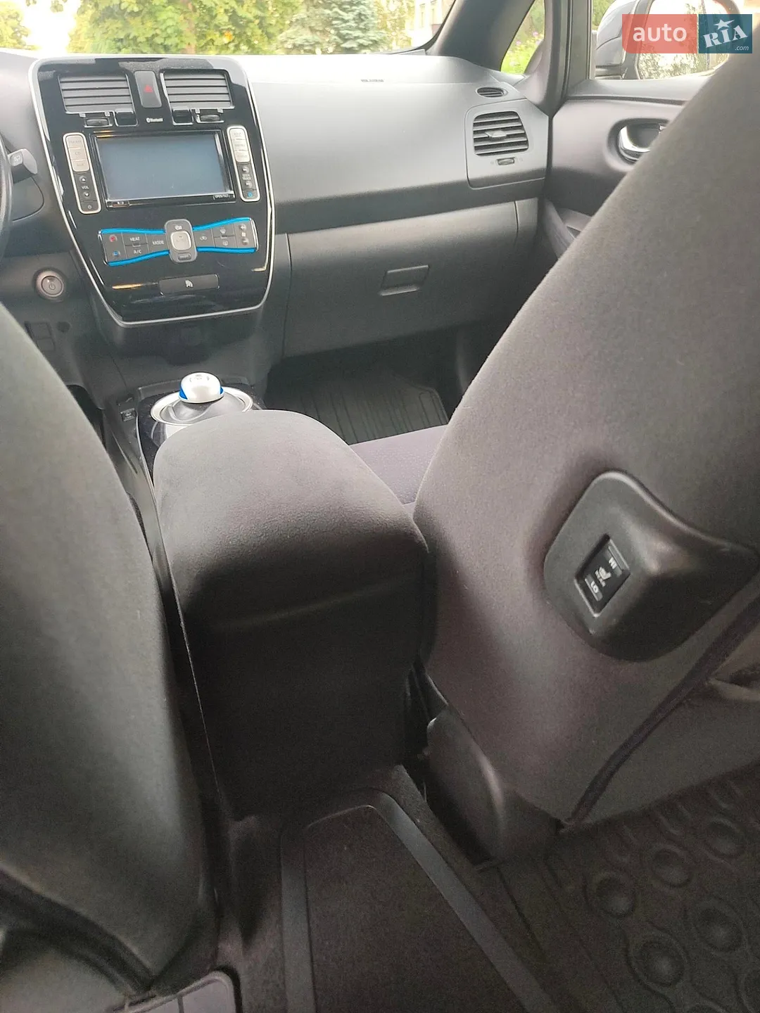 2014 Nissan Leaf - мініатюра 31