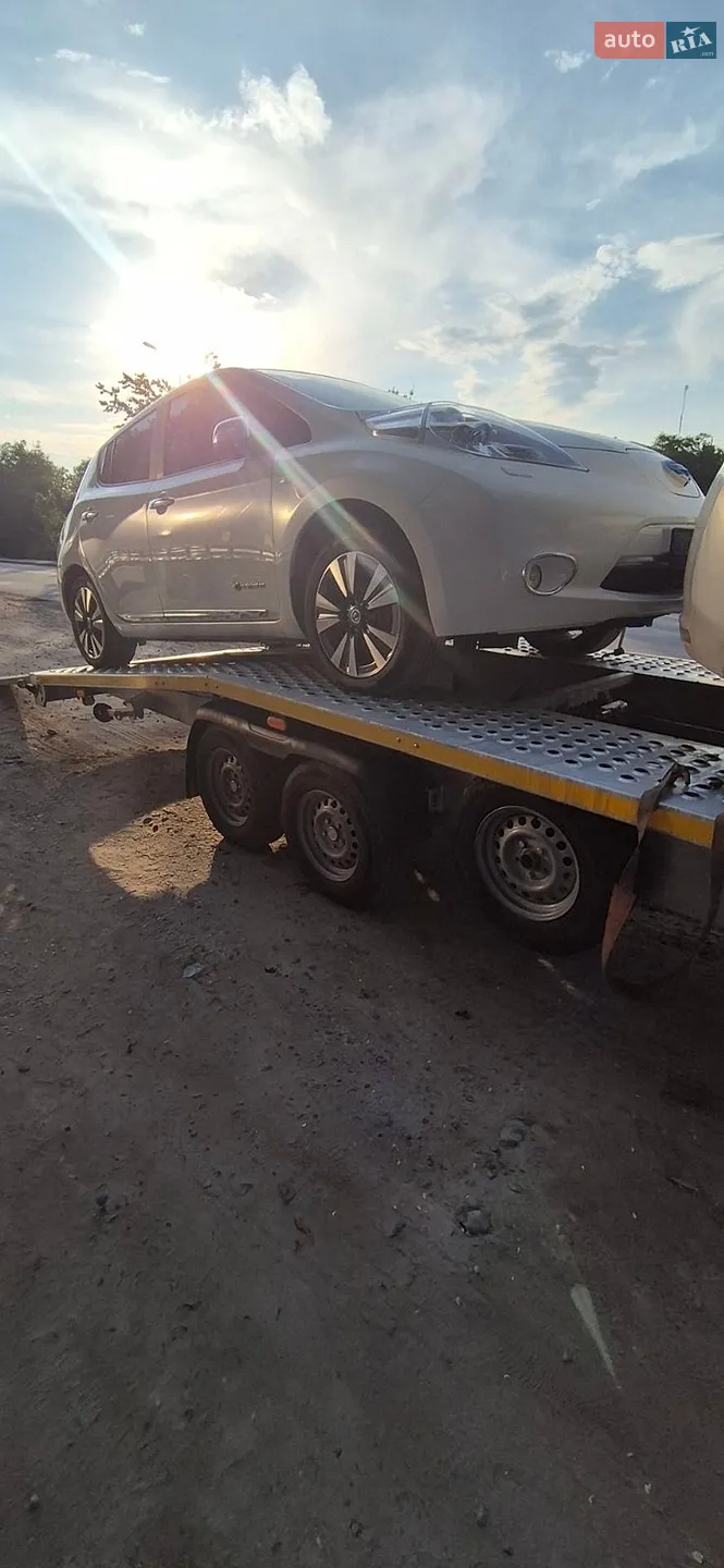 2013 Nissan Leaf - мініатюра 2