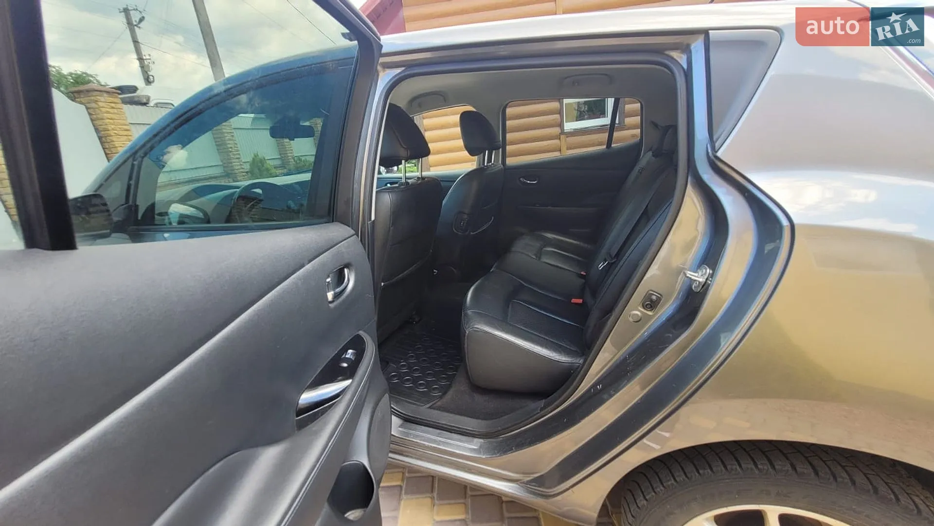 2014 Nissan Leaf - мініатюра 15