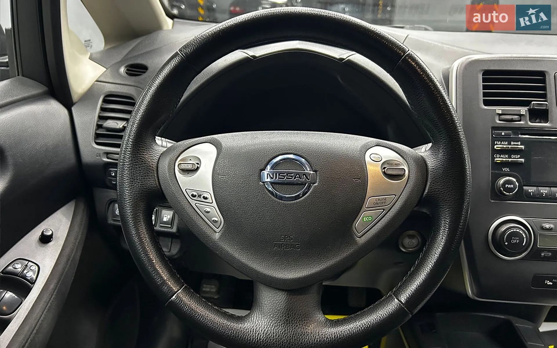 2015 Nissan Leaf - мініатюра 15