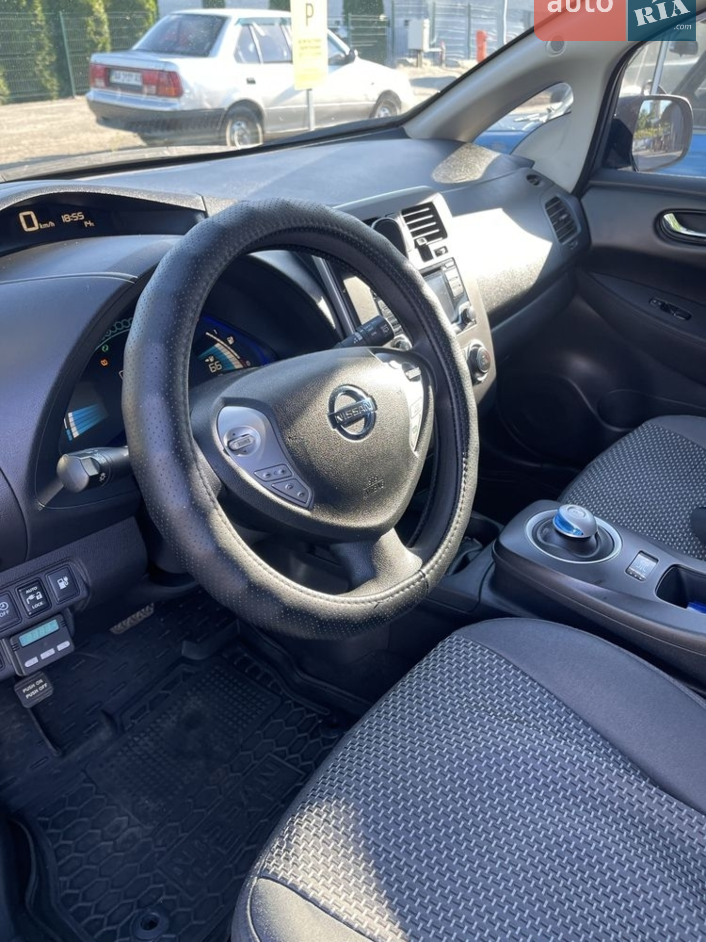 2017 Nissan Leaf - мініатюра 4