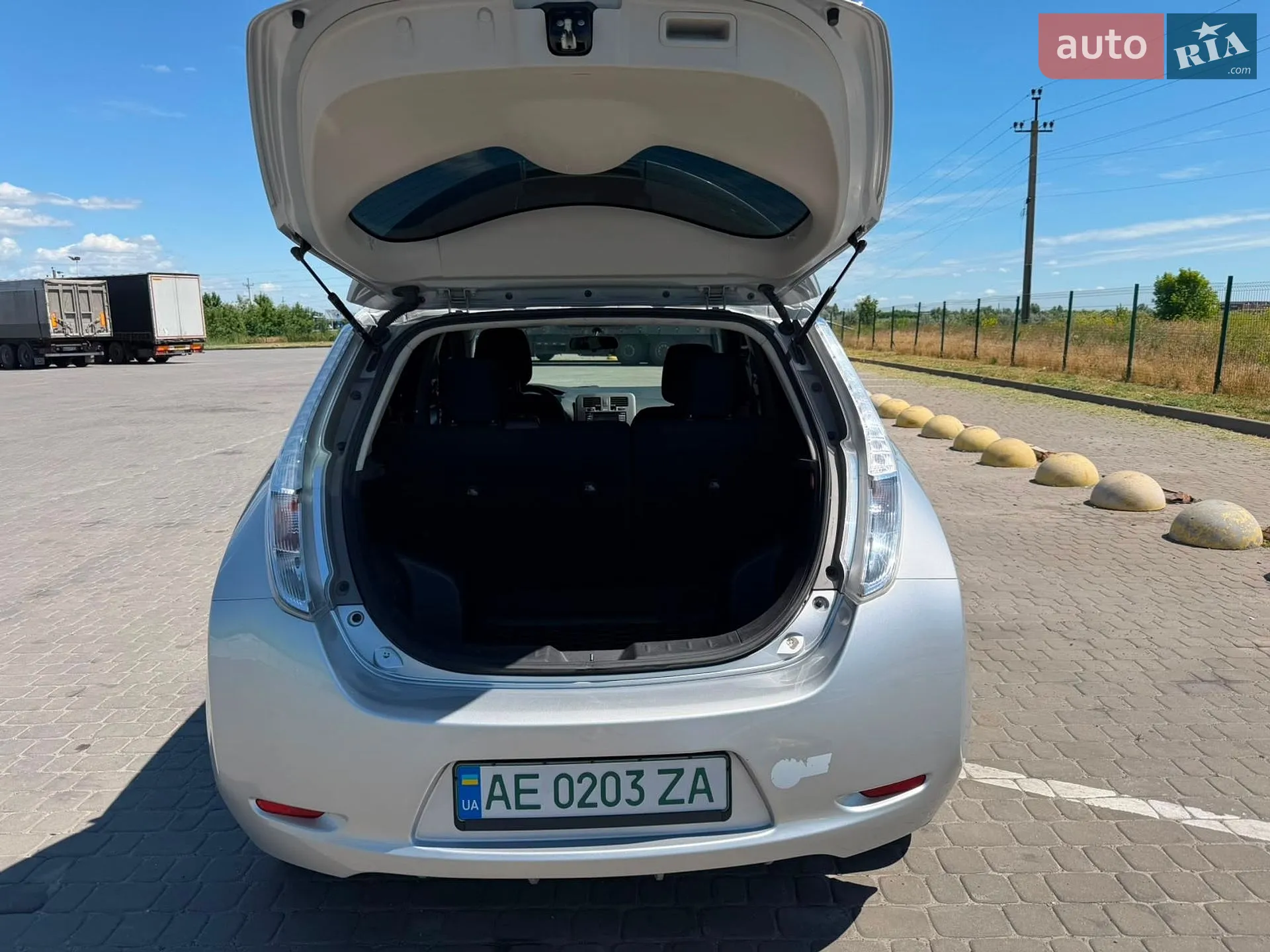 2016 Nissan Leaf - мініатюра 17