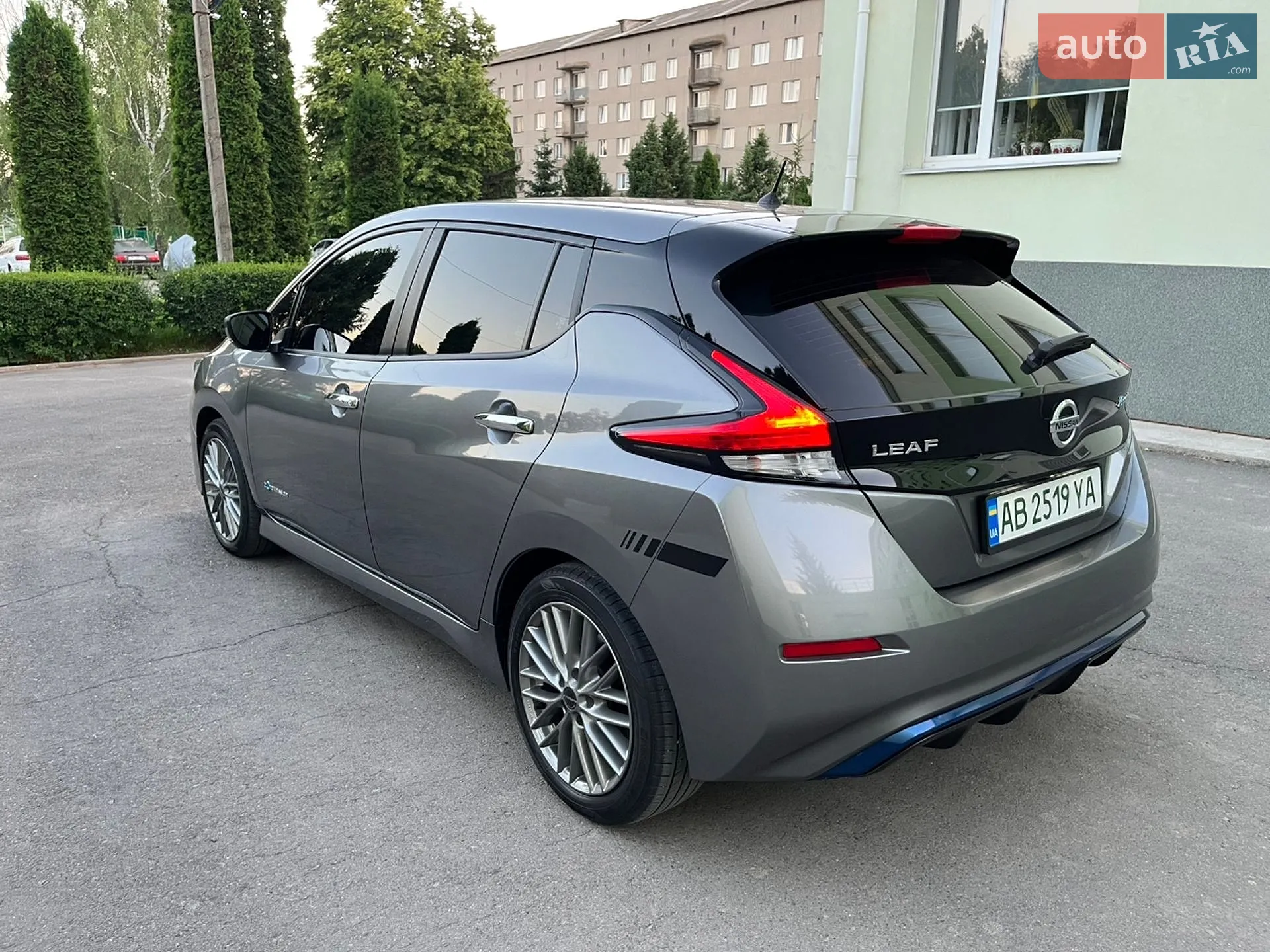 2019 Nissan Leaf - мініатюра 10