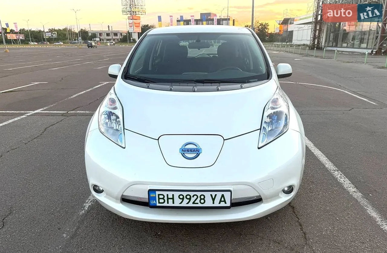 2015 Nissan Leaf - мініатюра 18