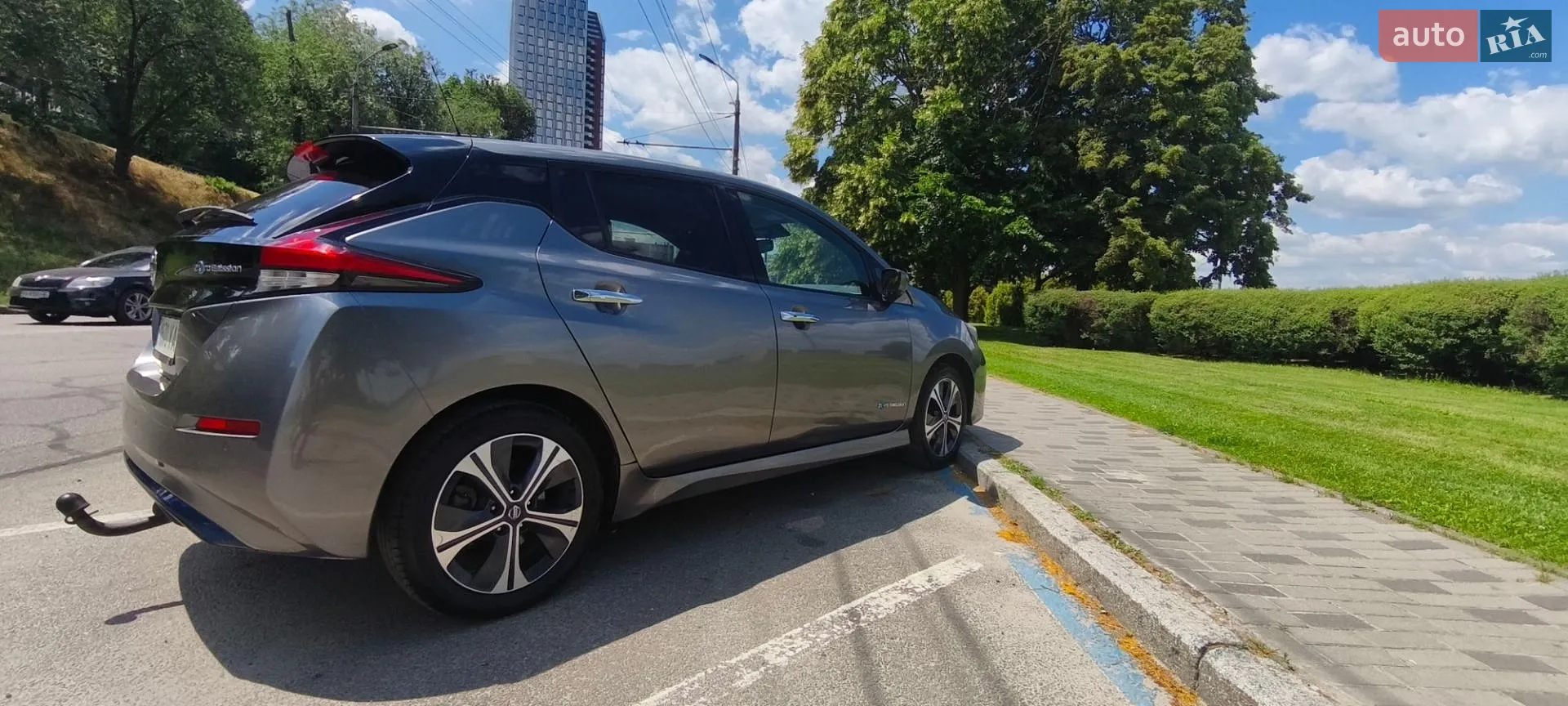 2019 Nissan Leaf - мініатюра 2