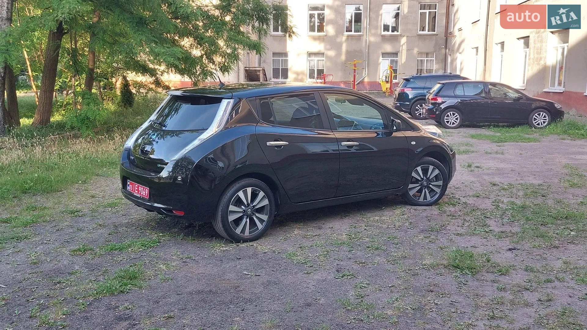2017 Nissan Leaf - мініатюра 4
