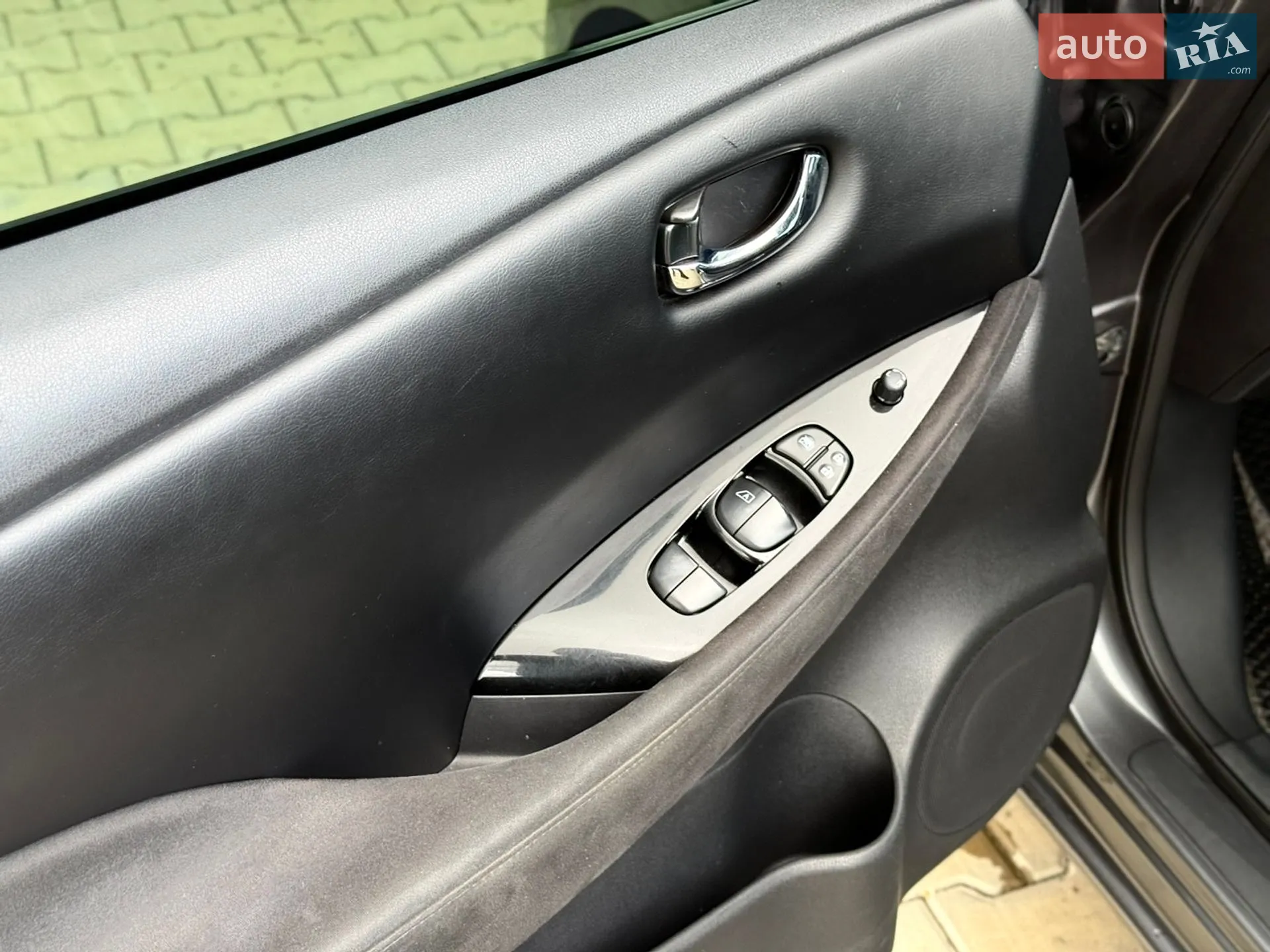 2015 Nissan Leaf - мініатюра 17