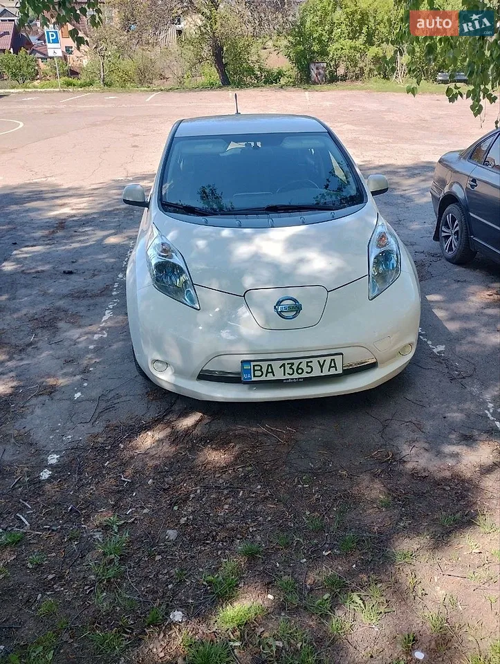 2014 Nissan Leaf - мініатюра 15