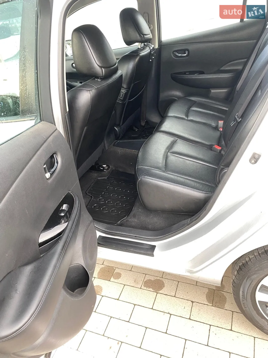 2013 Nissan Leaf - мініатюра 15