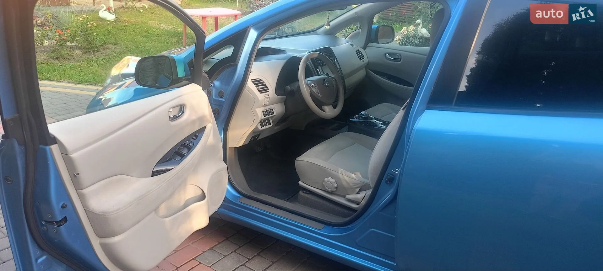 2012 Nissan Leaf - мініатюра 9