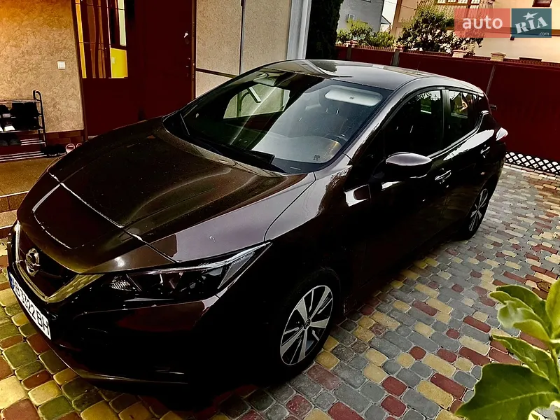 Nissan Leaf 2021