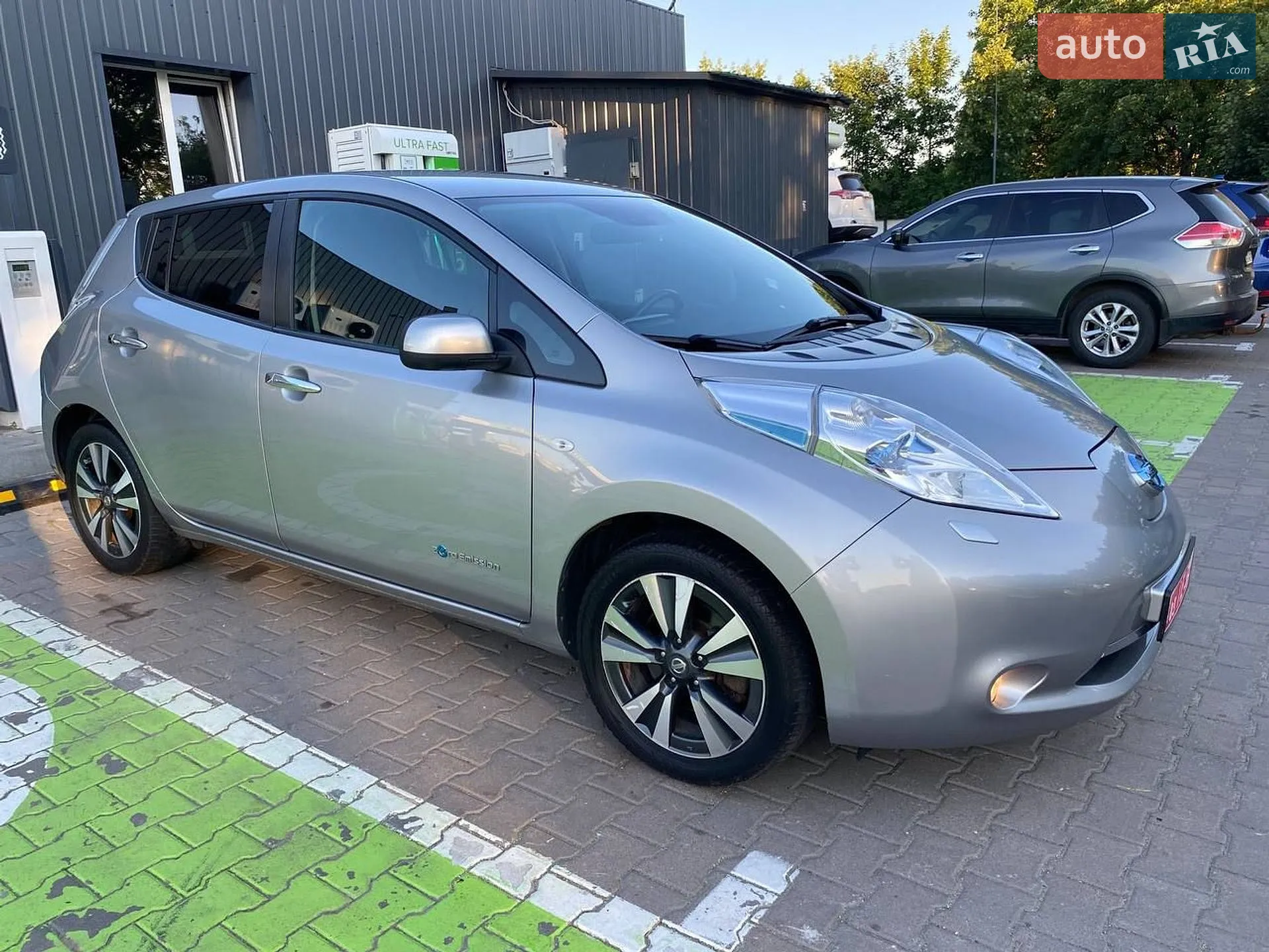 2017 Nissan Leaf - мініатюра 11