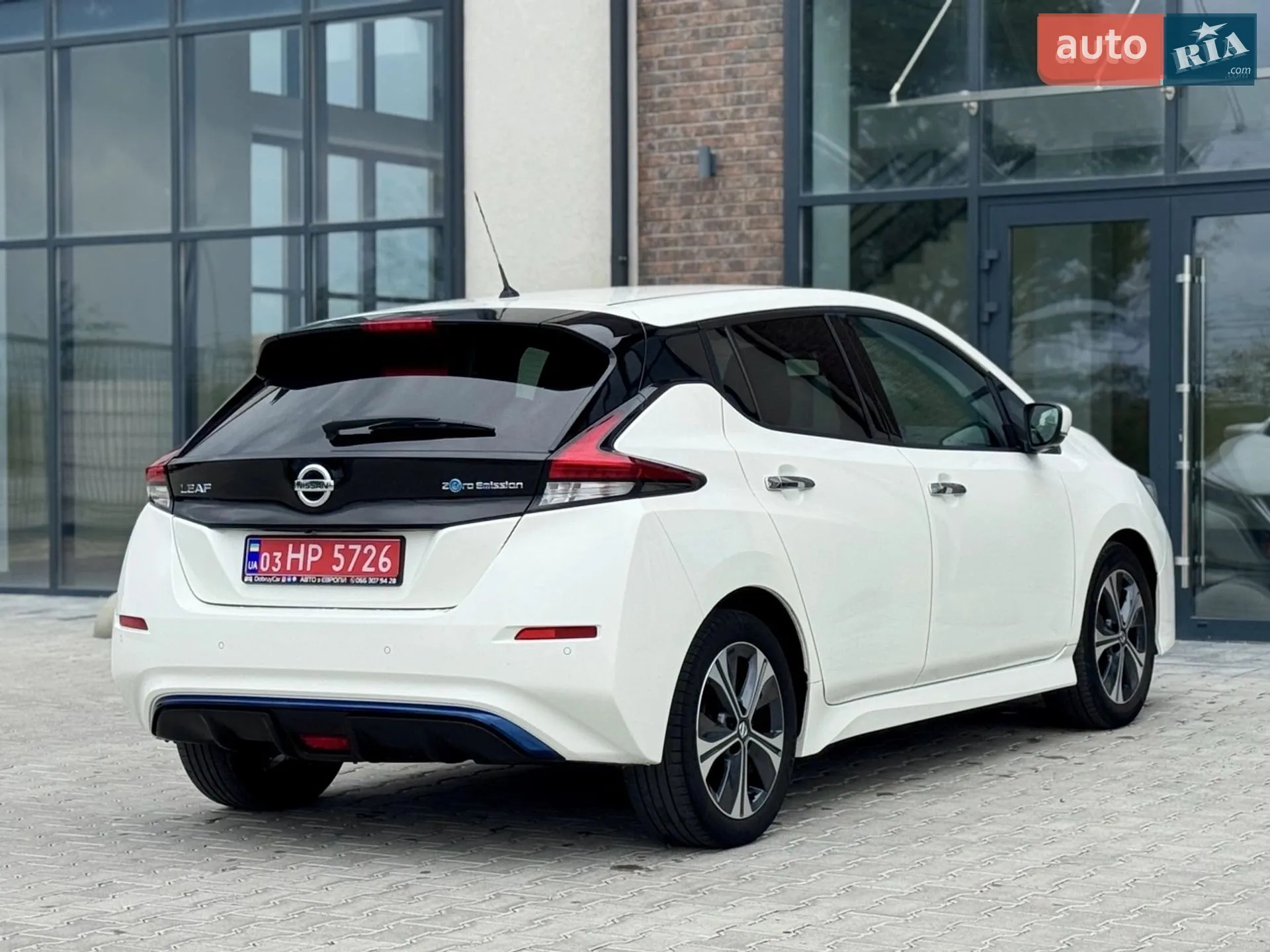 2020 Nissan Leaf - мініатюра 2