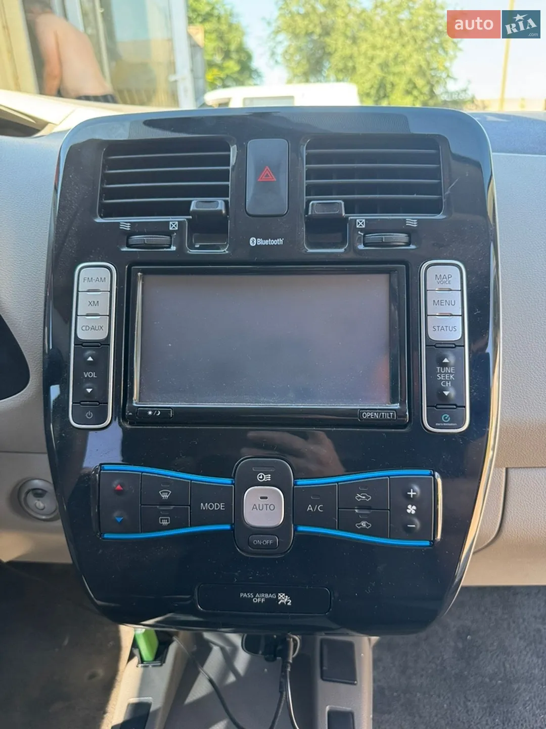 2011 Nissan Leaf - мініатюра 16
