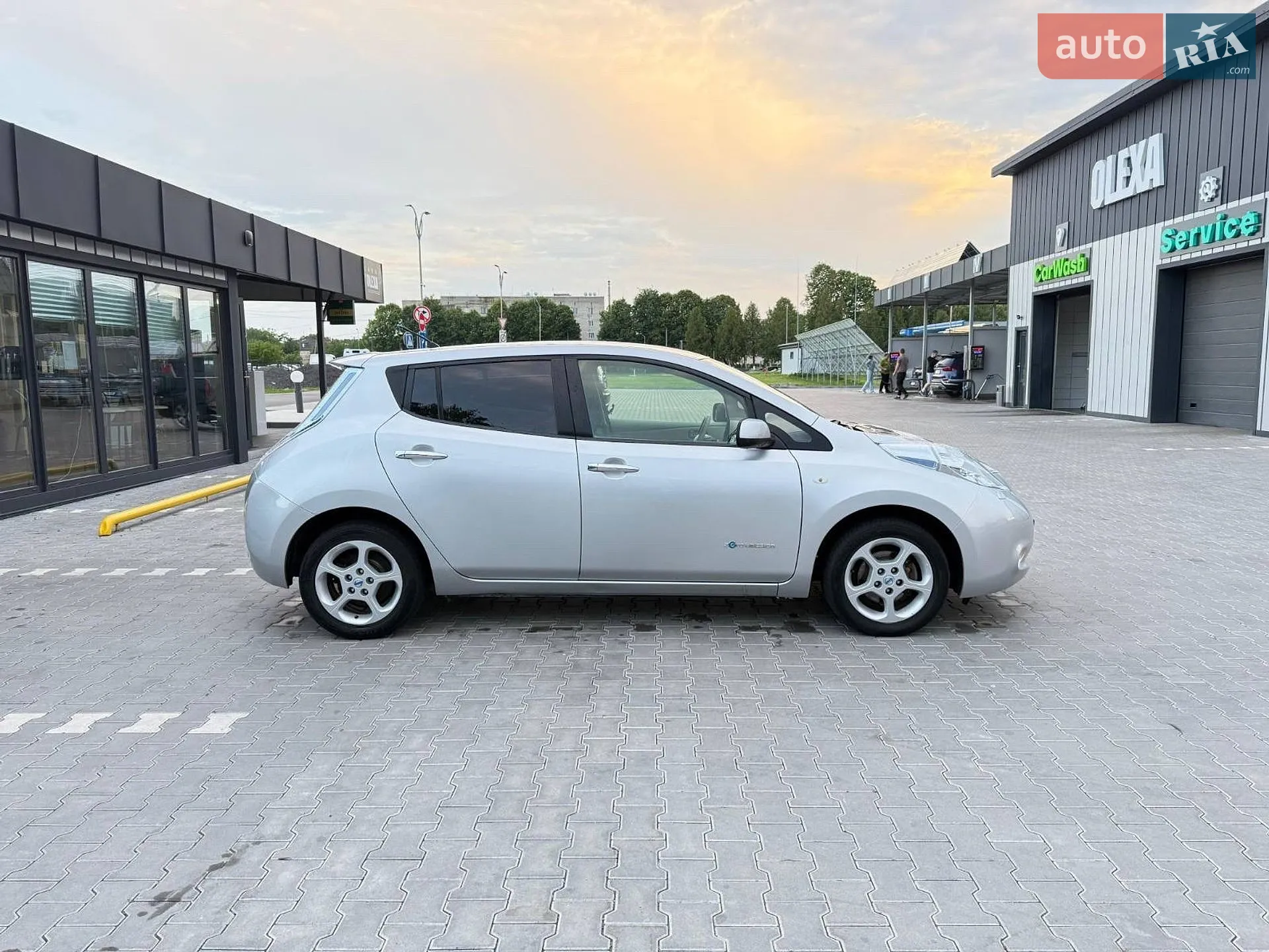 2012 Nissan Leaf - мініатюра 37