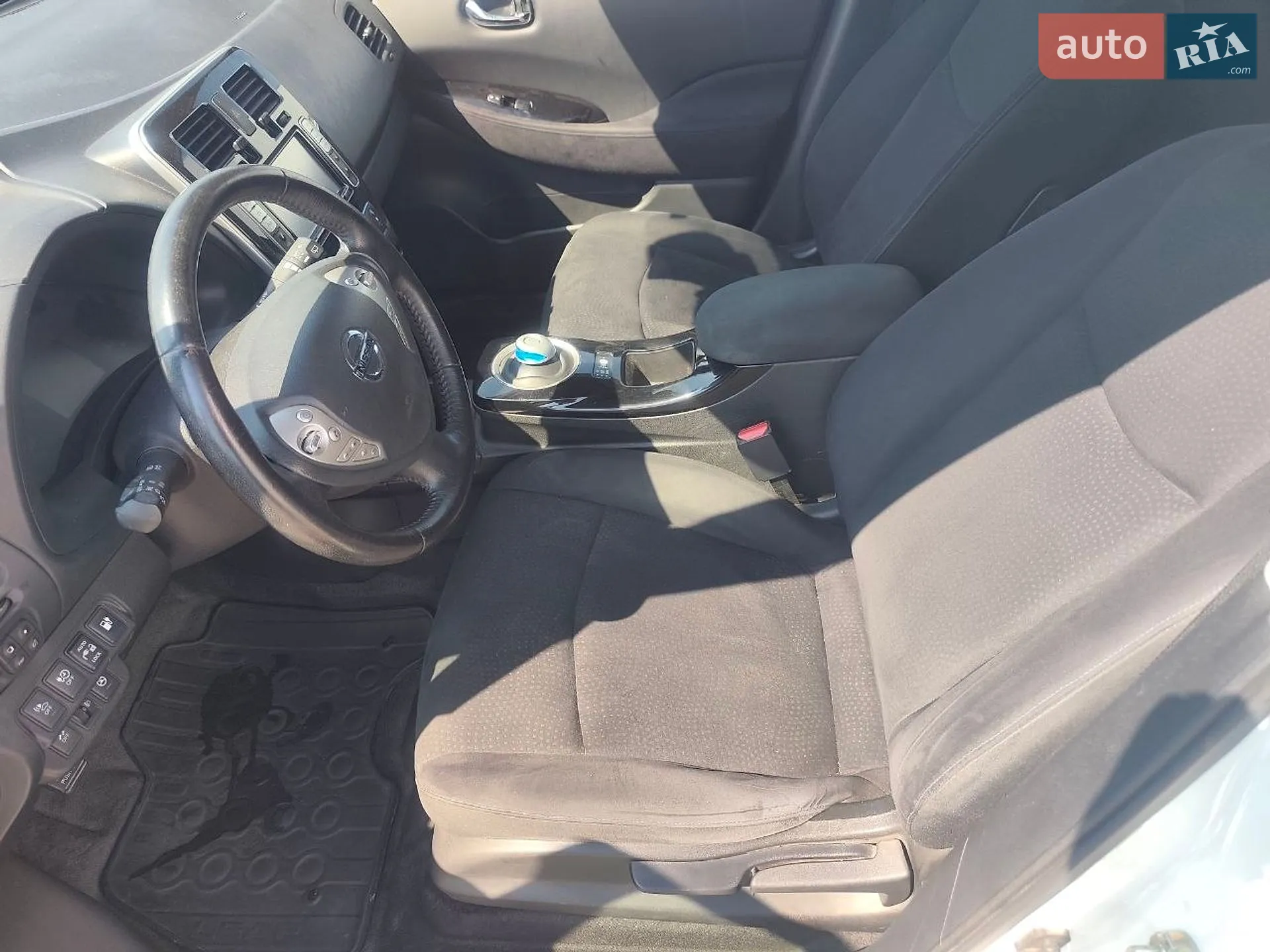 2014 Nissan Leaf - мініатюра 9