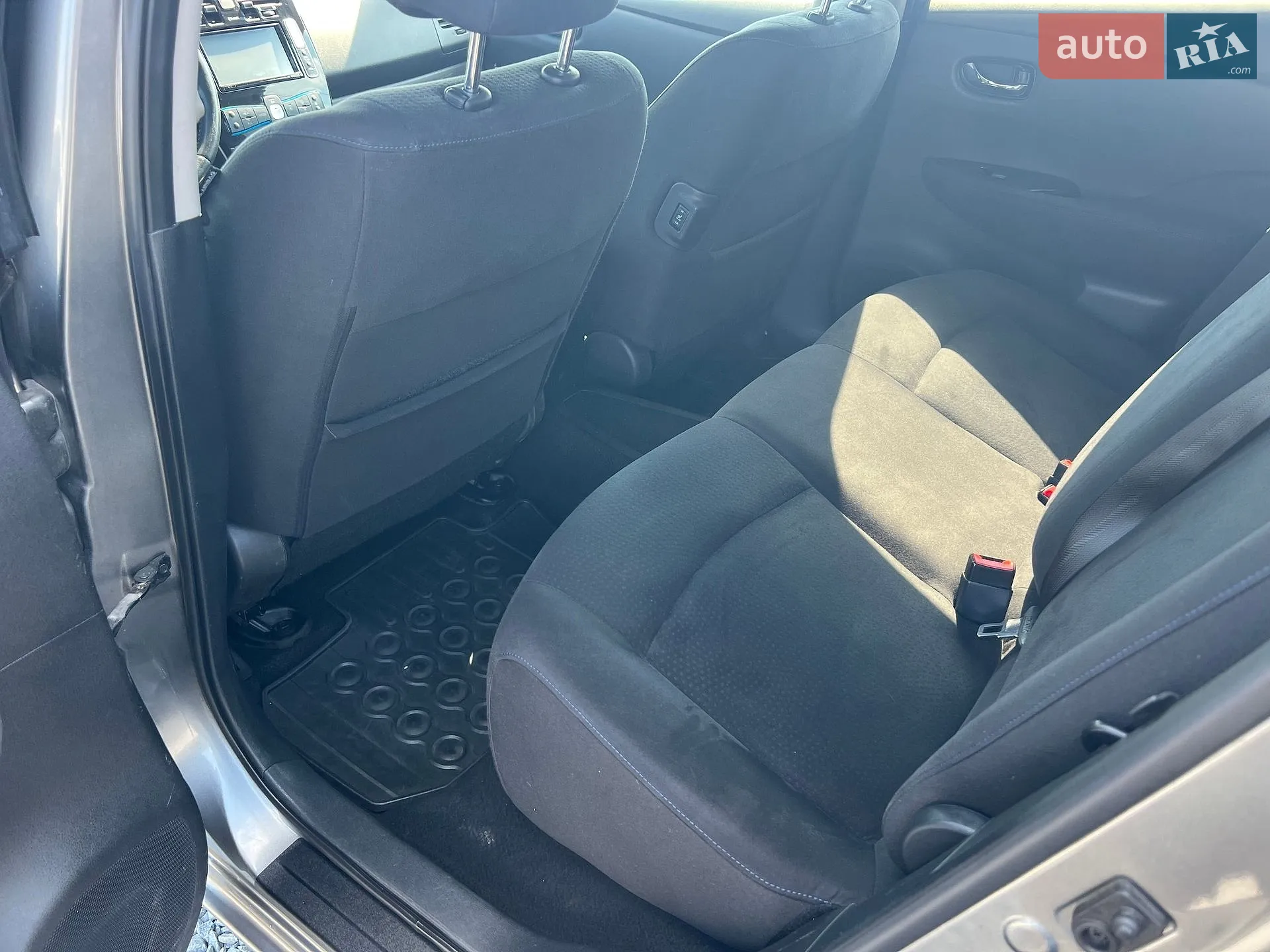 2014 Nissan Leaf - мініатюра 17