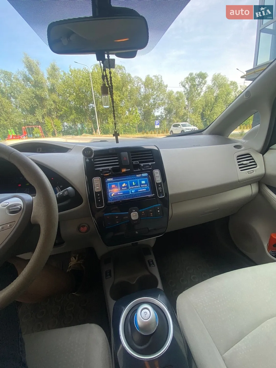 2011 Nissan Leaf - мініатюра 18