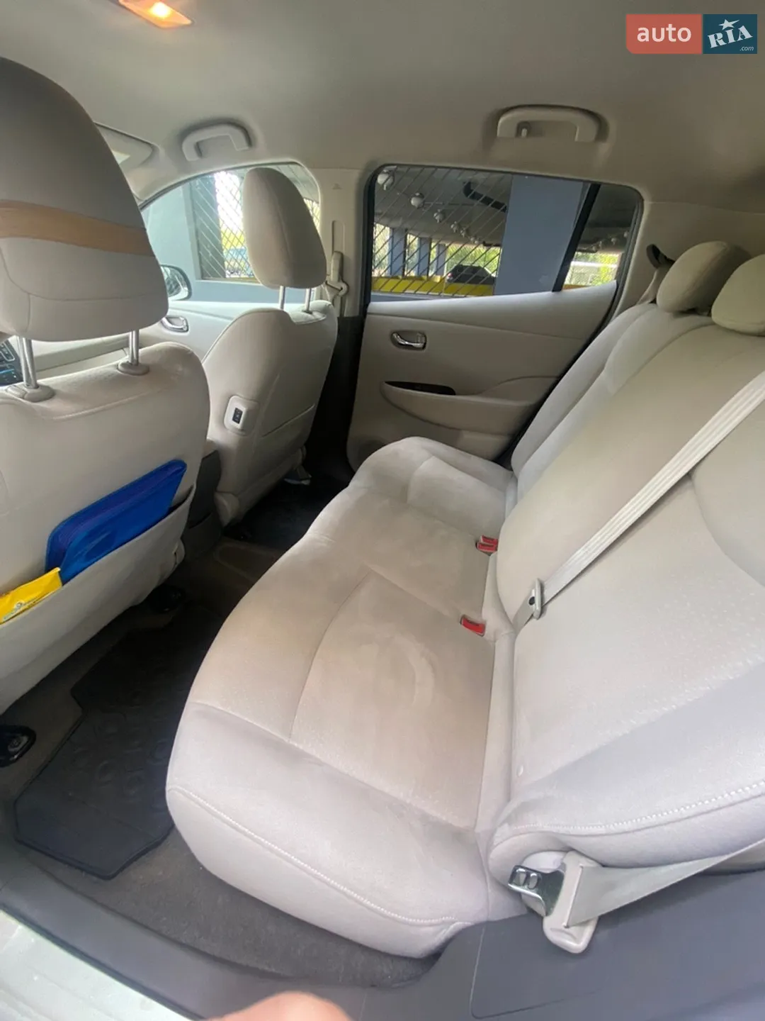 2011 Nissan Leaf - мініатюра 27