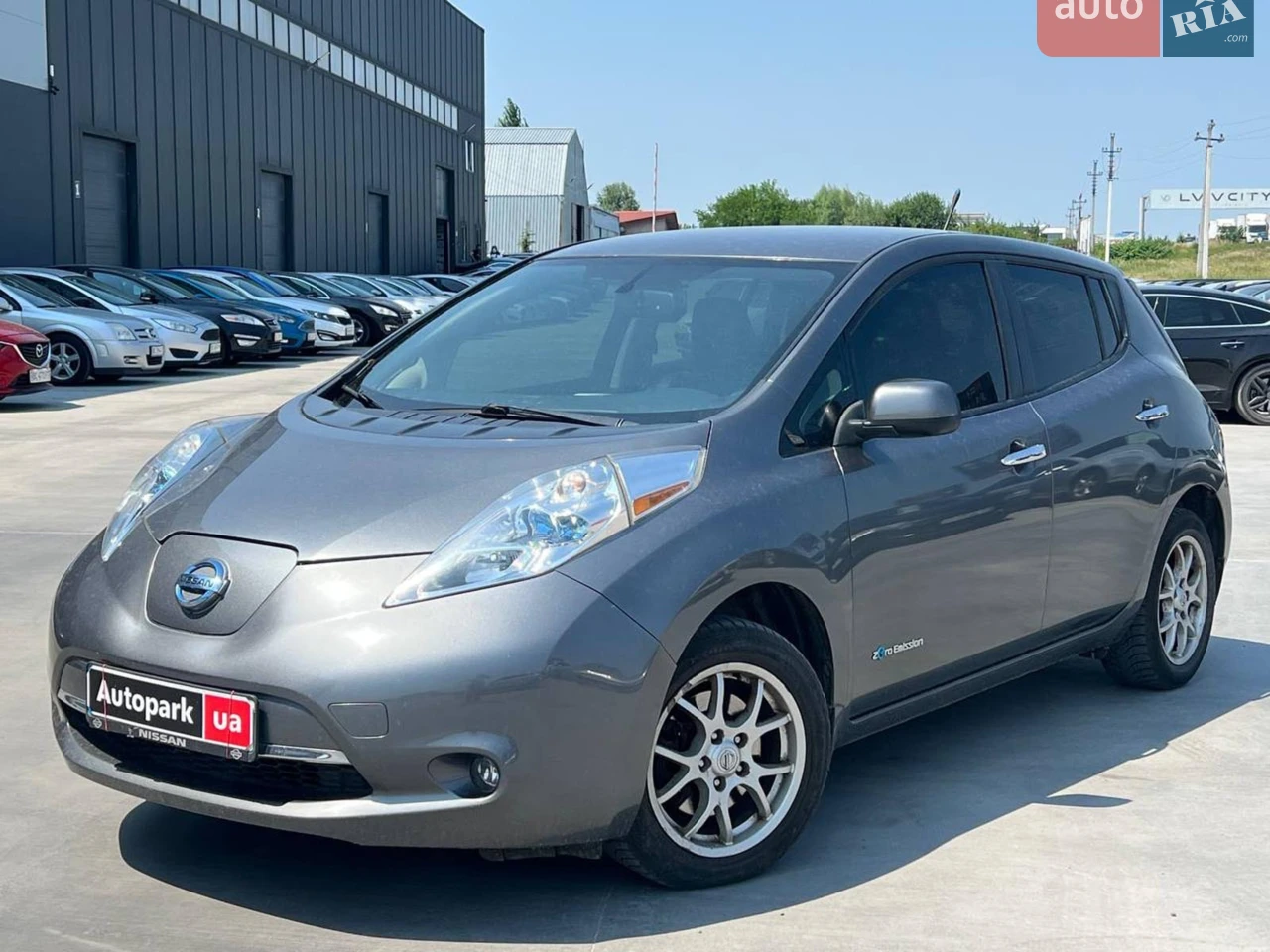 2015 Nissan Leaf - мініатюра 18