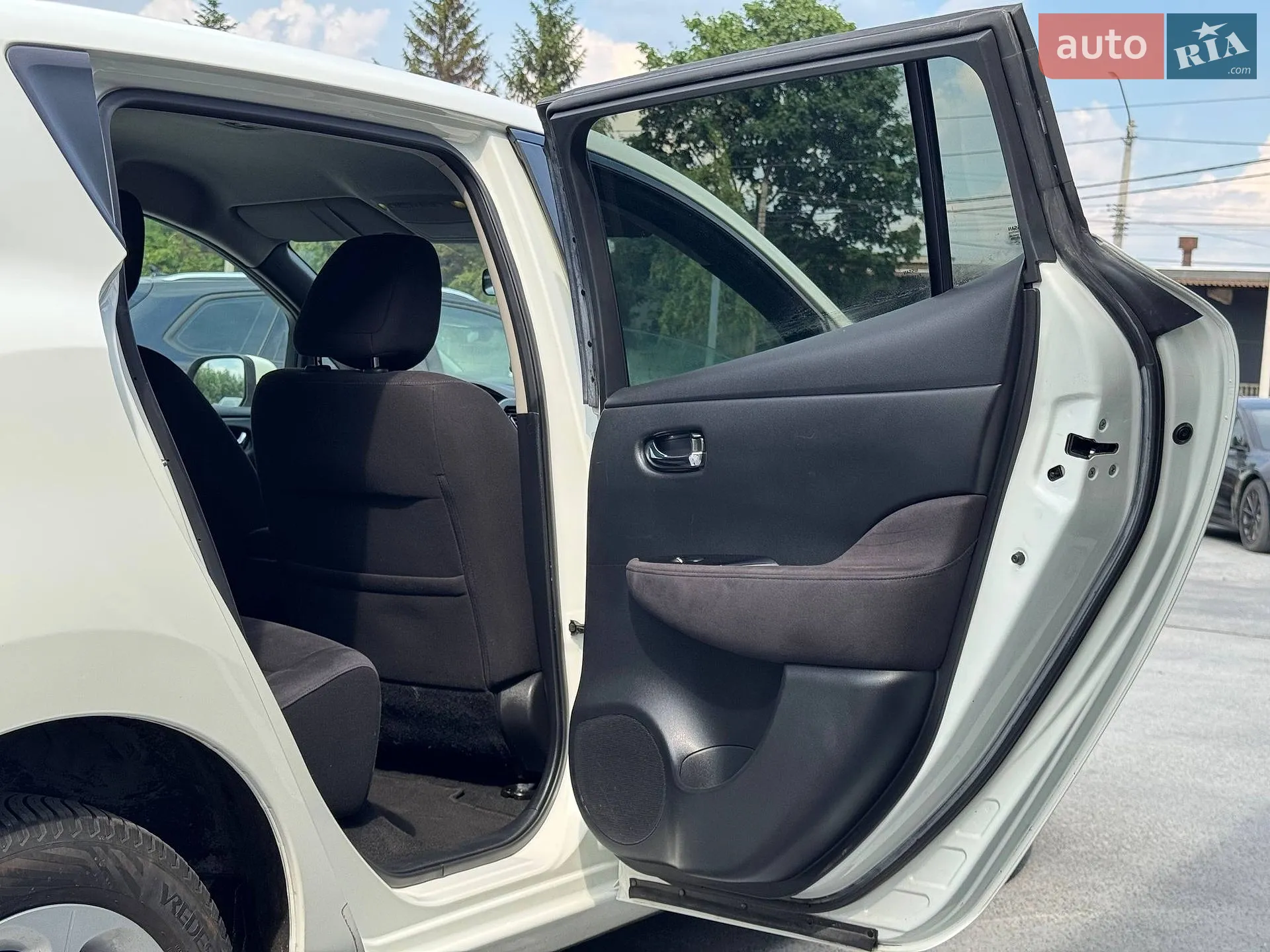 2016 Nissan Leaf - мініатюра 49