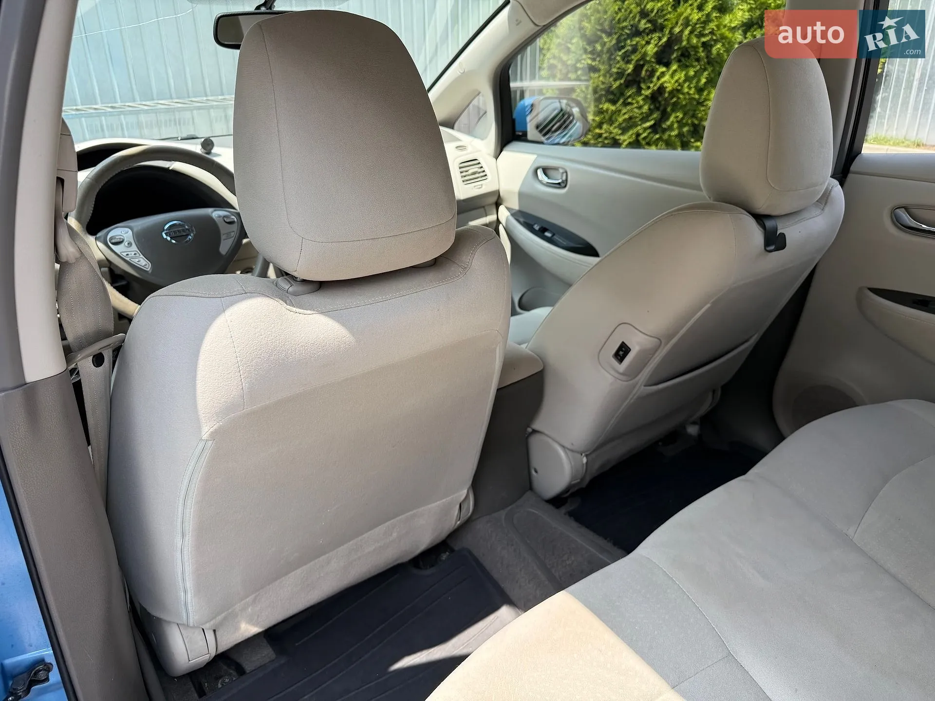 2012 Nissan Leaf - мініатюра 15