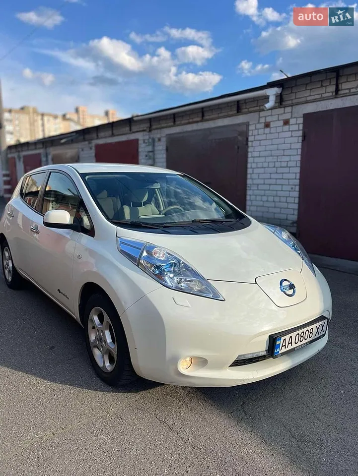 2013 Nissan Leaf - мініатюра 14
