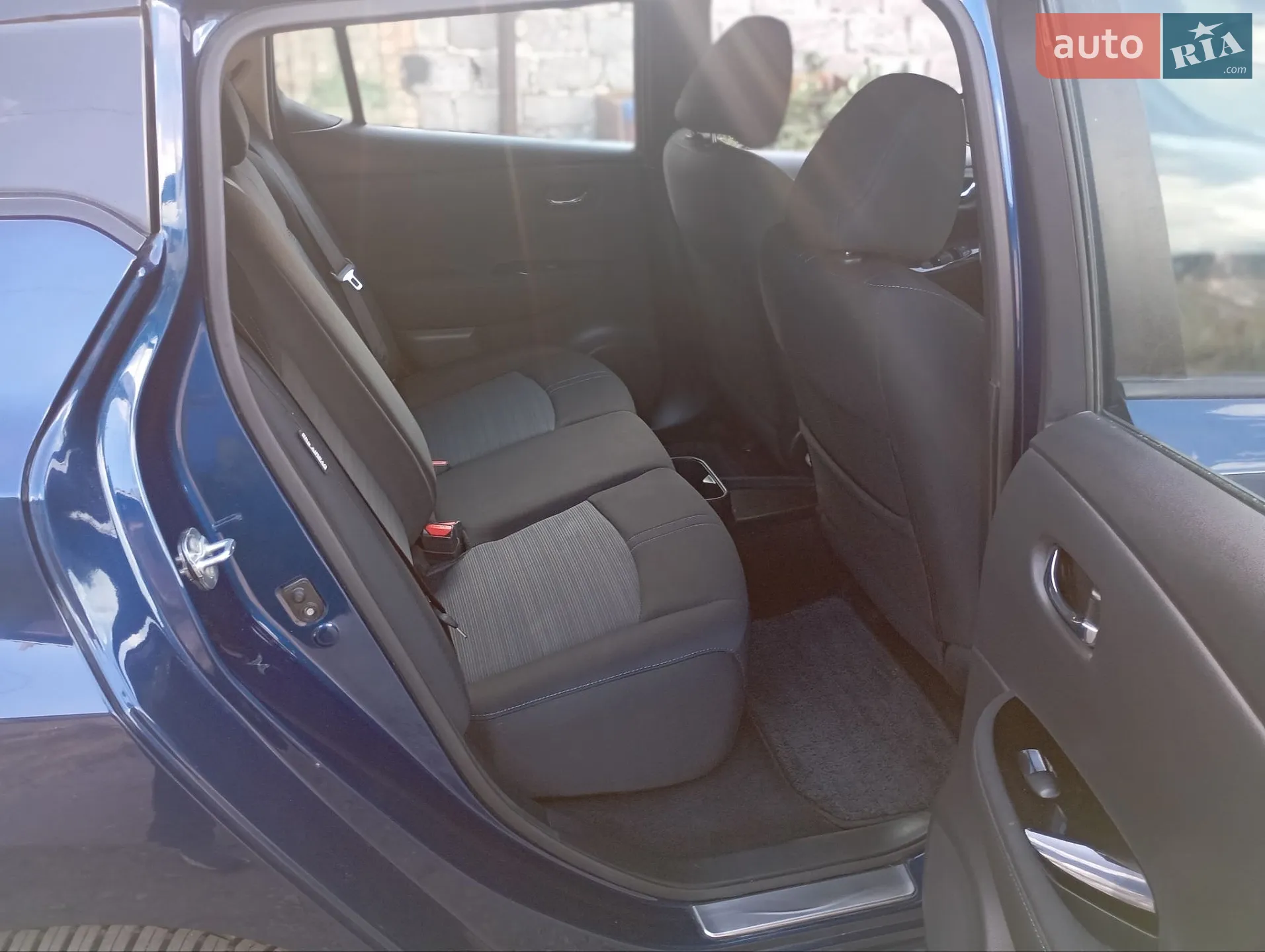 2022 Nissan Leaf - мініатюра 33