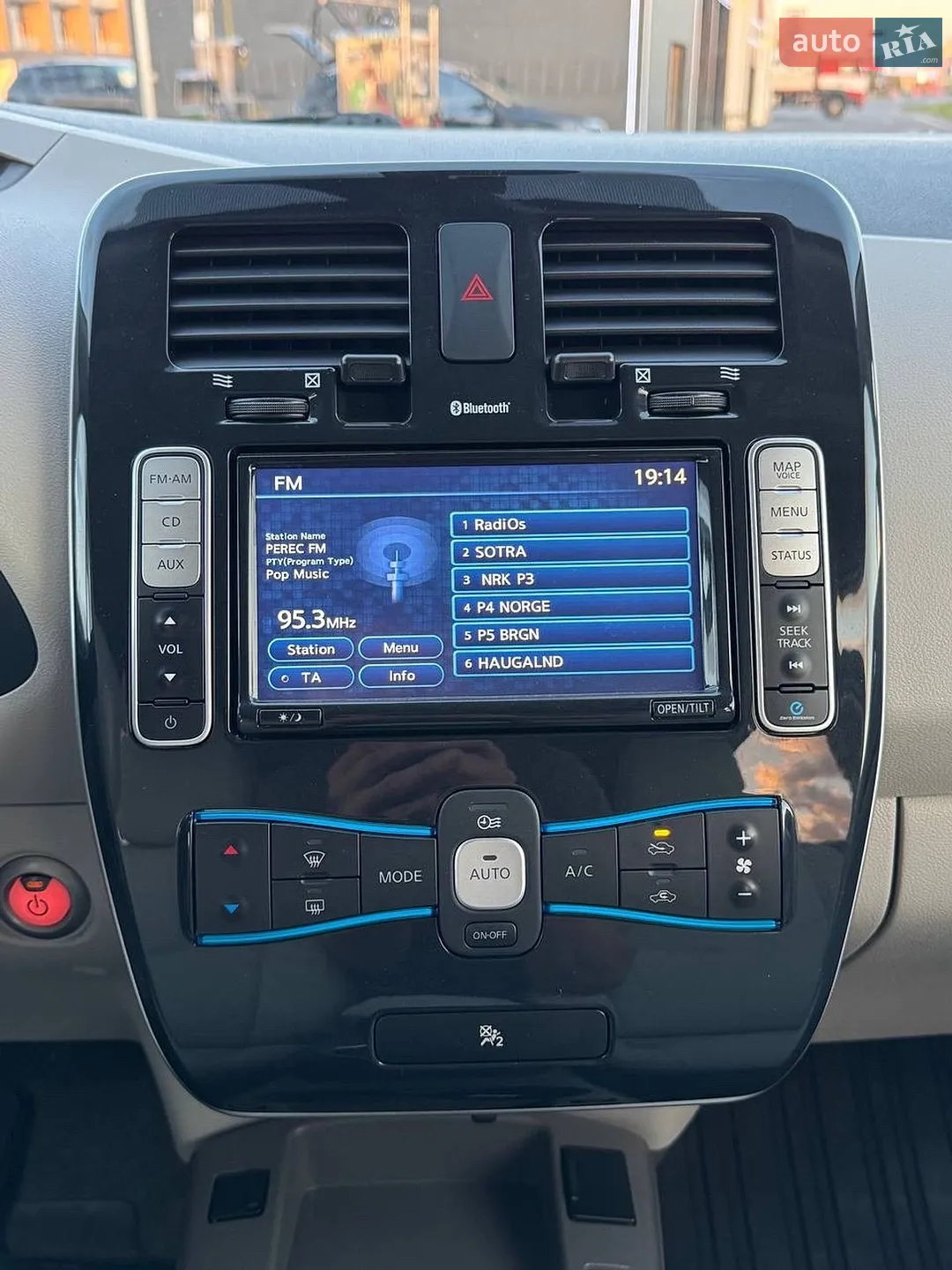 2012 Nissan Leaf - мініатюра 24