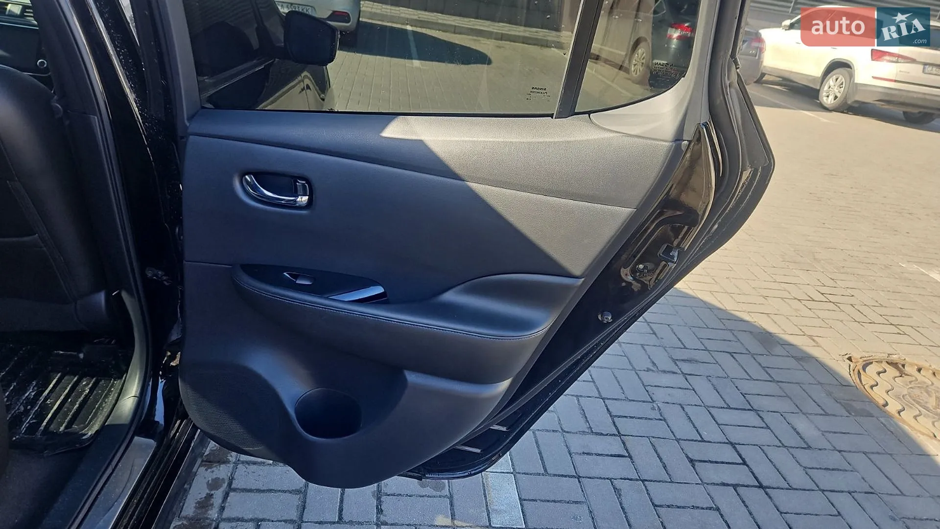 2020 Nissan Leaf - мініатюра 15