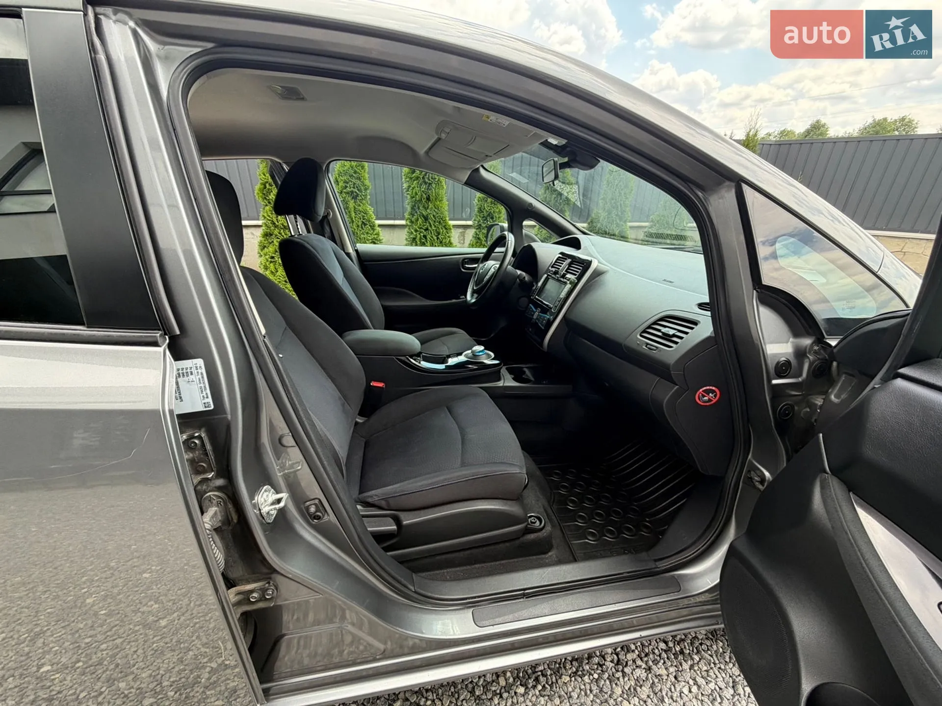 2015 Nissan Leaf - мініатюра 15