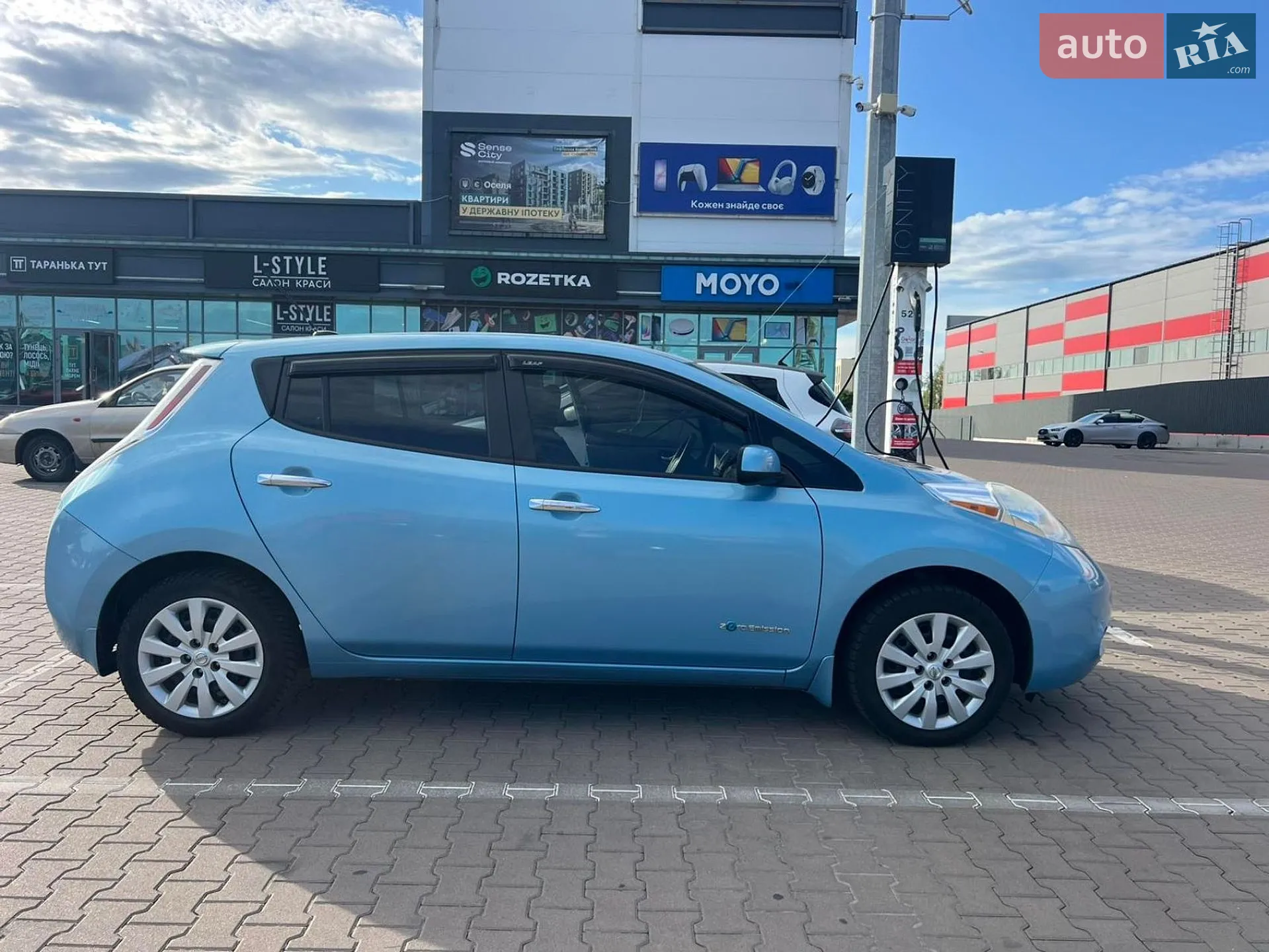 2015 Nissan Leaf - мініатюра 21