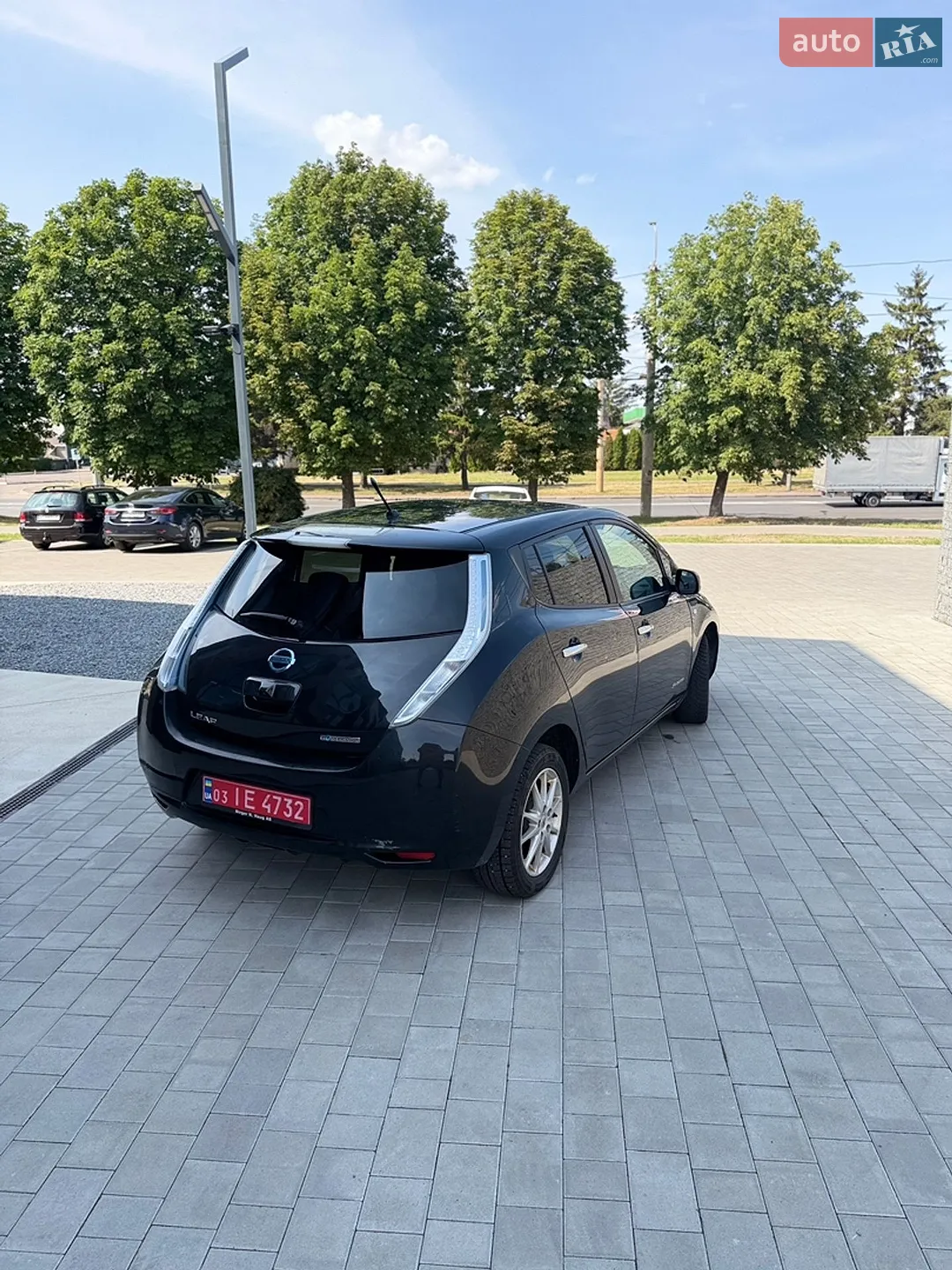2013 Nissan Leaf - мініатюра 15