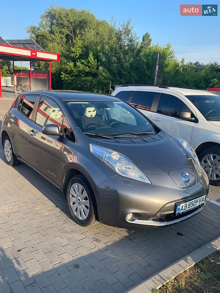 2015 Nissan Leaf - мініатюра 16