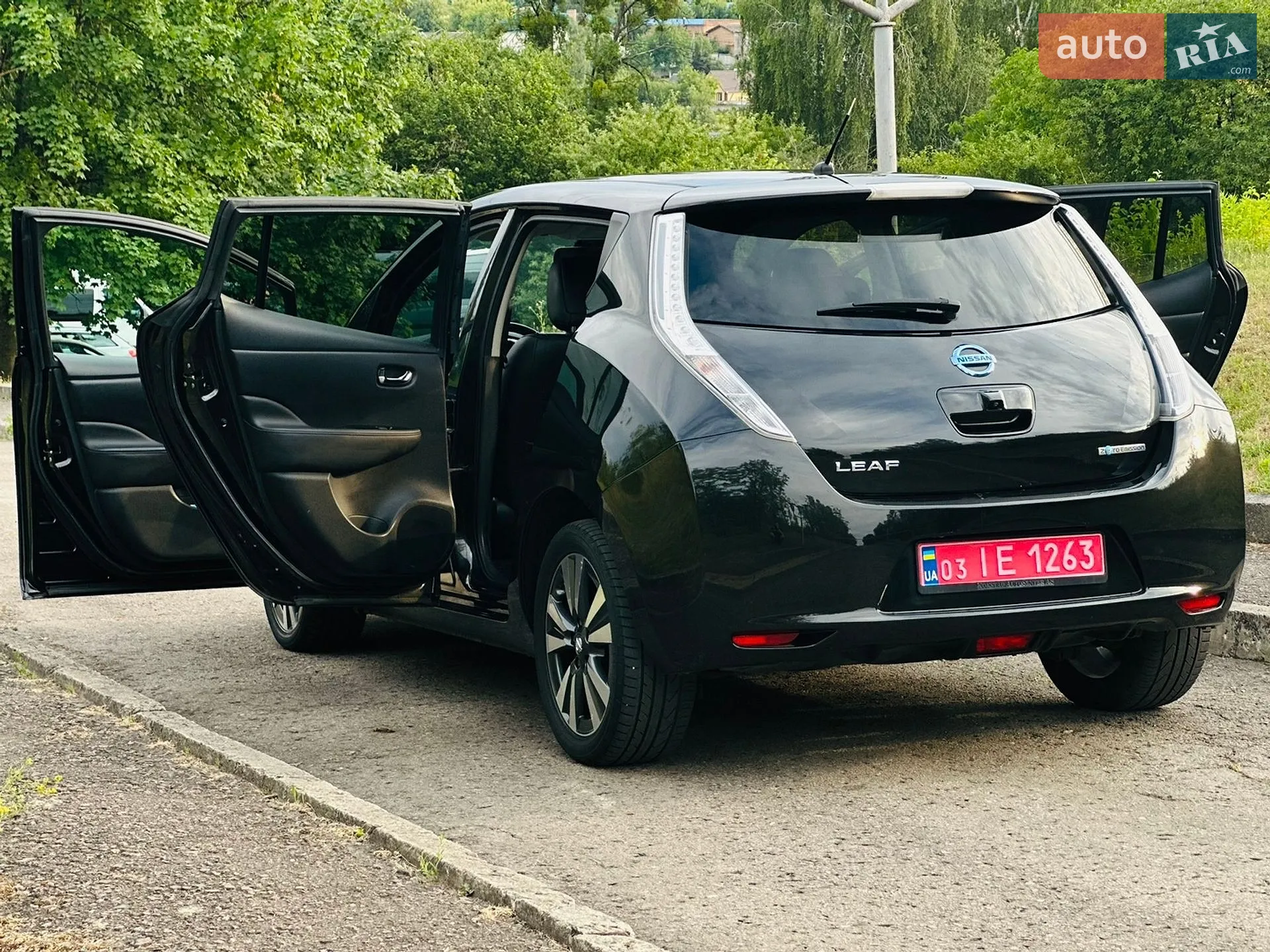 2015 Nissan Leaf - мініатюра 19