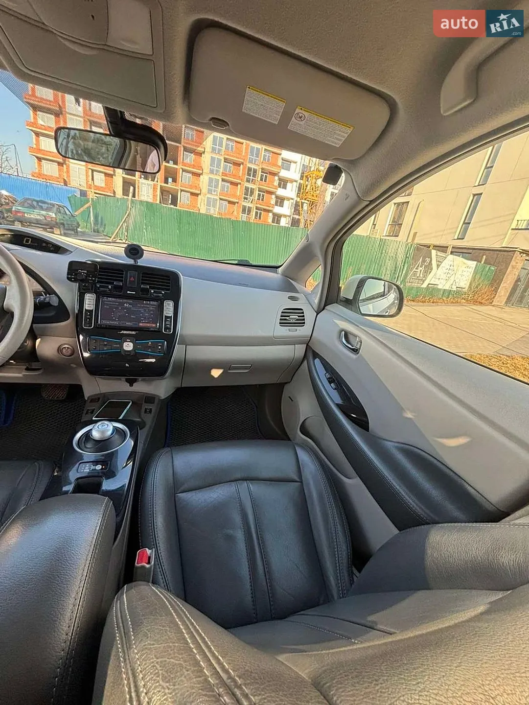 2012 Nissan Leaf - мініатюра 12
