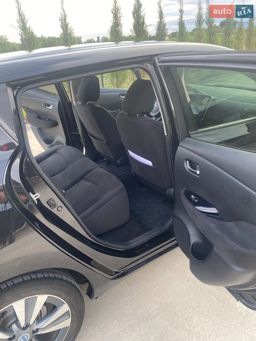 2015 Nissan Leaf - мініатюра 15