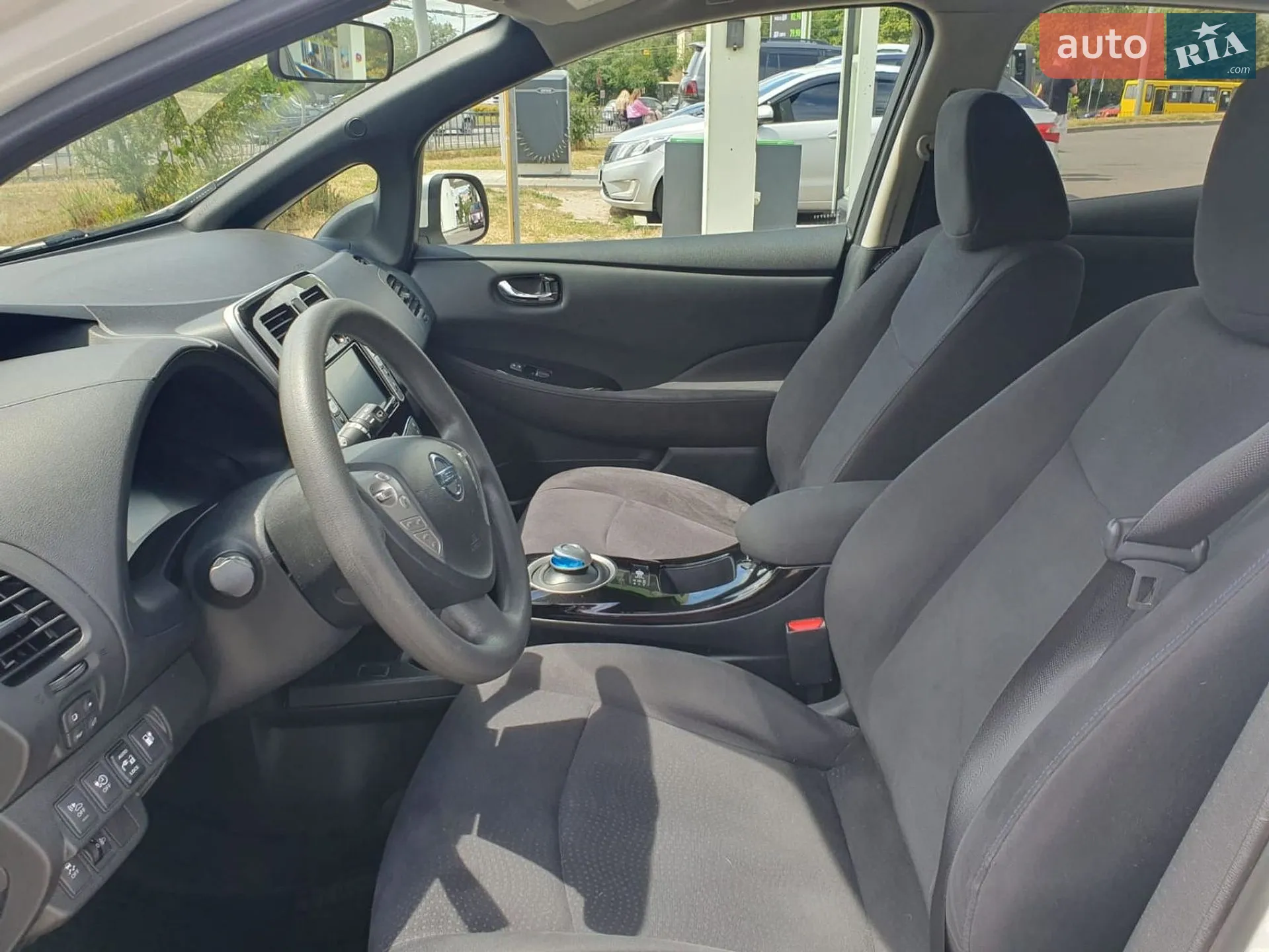2017 Nissan Leaf - мініатюра 14