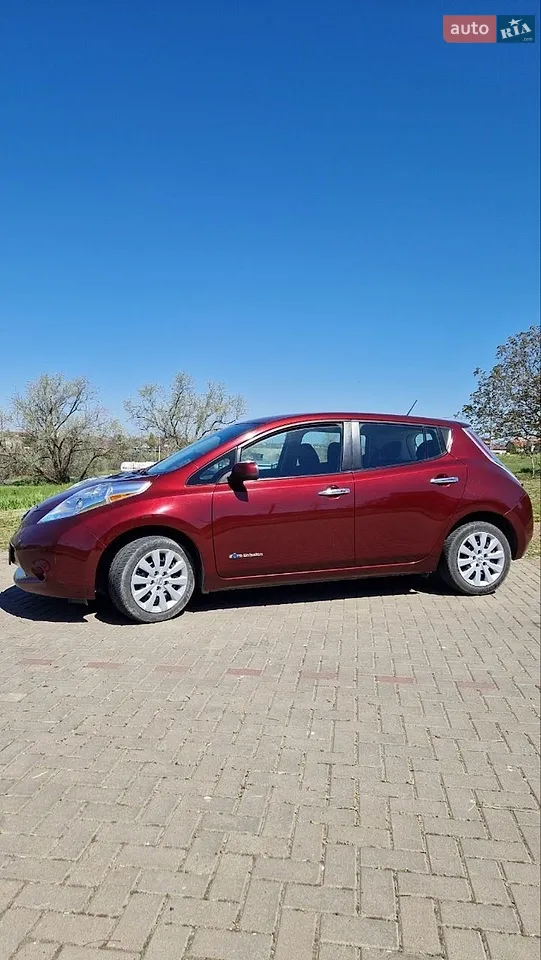 2015 Nissan Leaf - мініатюра 10