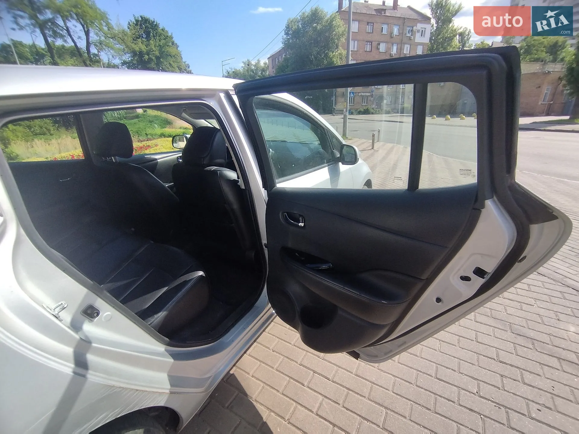 2016 Nissan Leaf - мініатюра 33