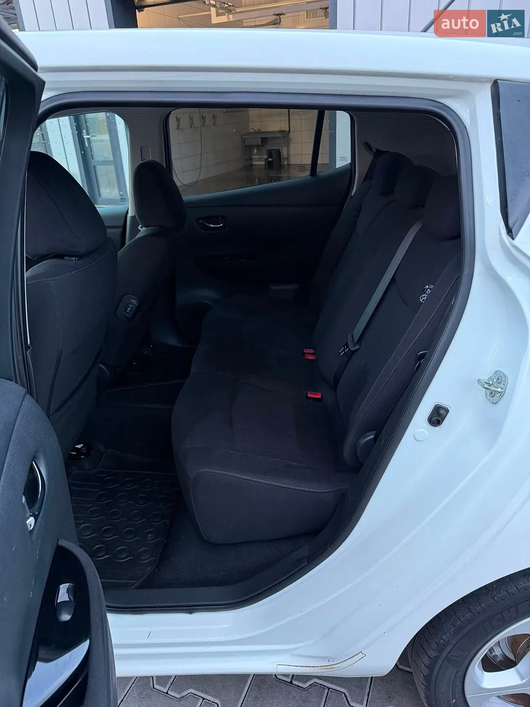 2014 Nissan Leaf - мініатюра 35