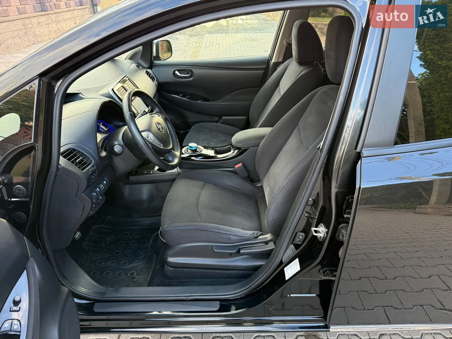 2014 Nissan Leaf - мініатюра 12