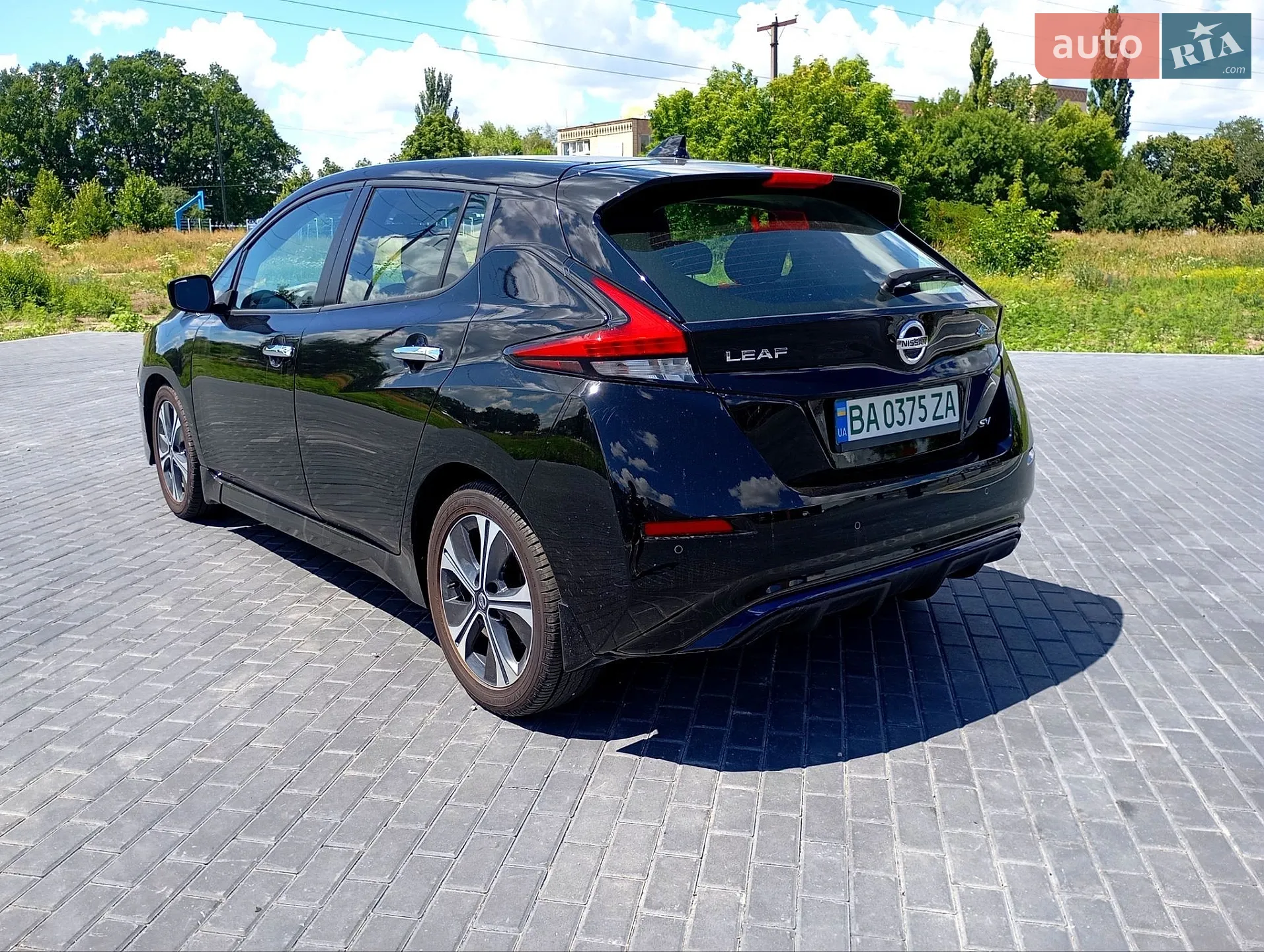 2022 Nissan Leaf - мініатюра 10