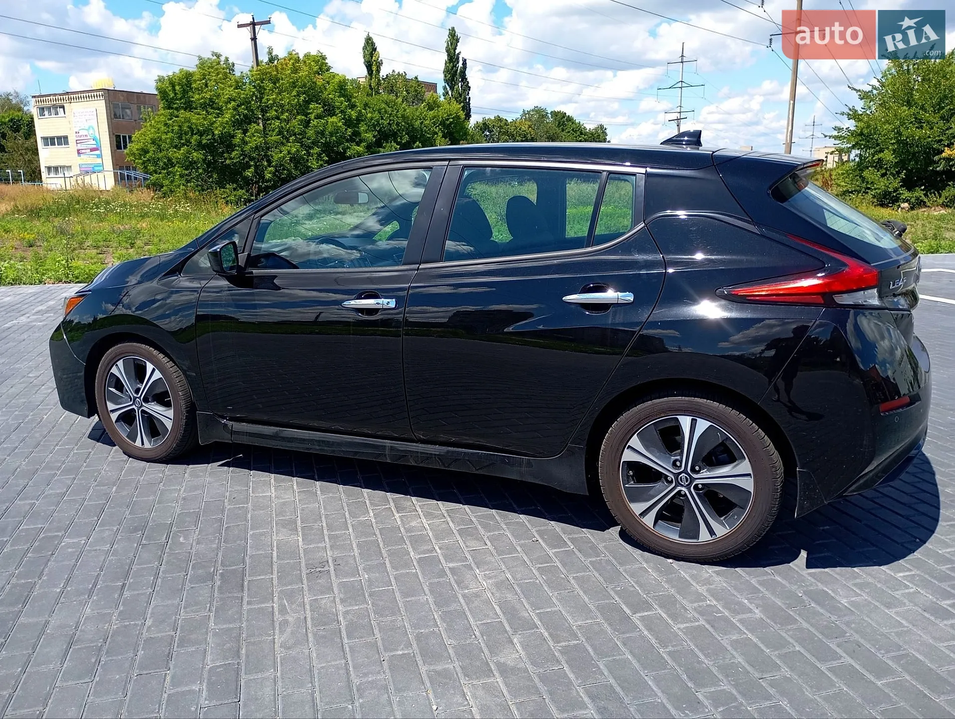 2022 Nissan Leaf - мініатюра 11